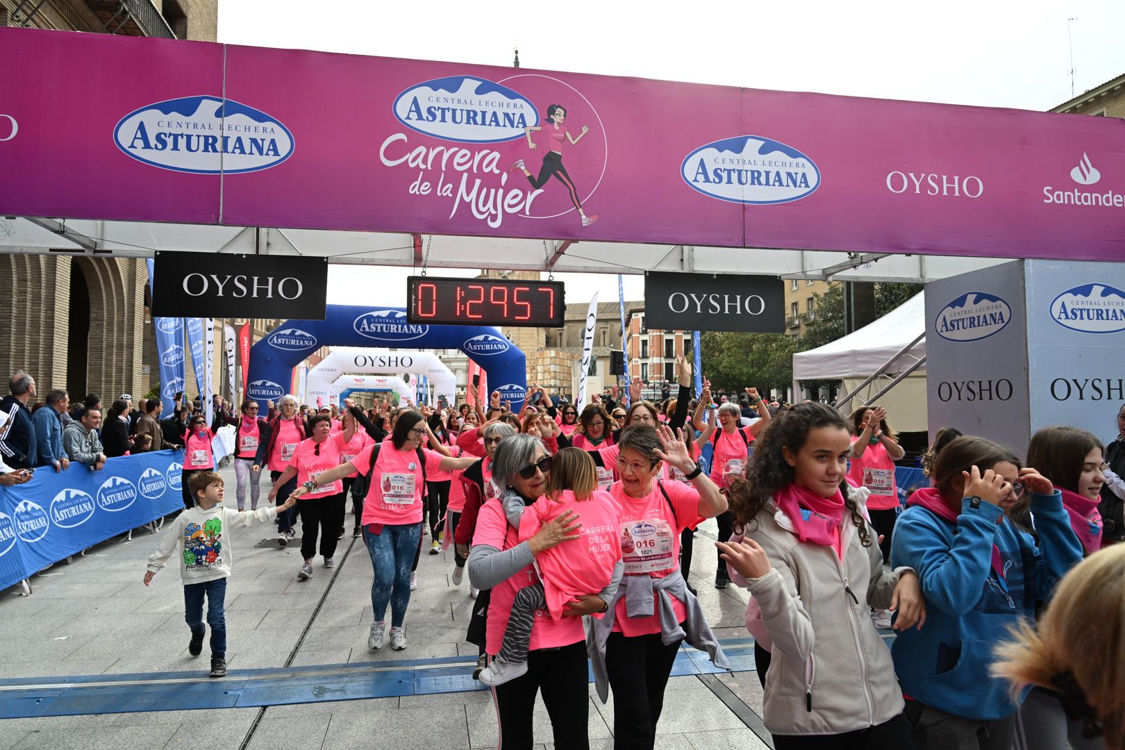 Todas las fotos de la Carrera de la Mujer de Zaragoza 2023. 8683