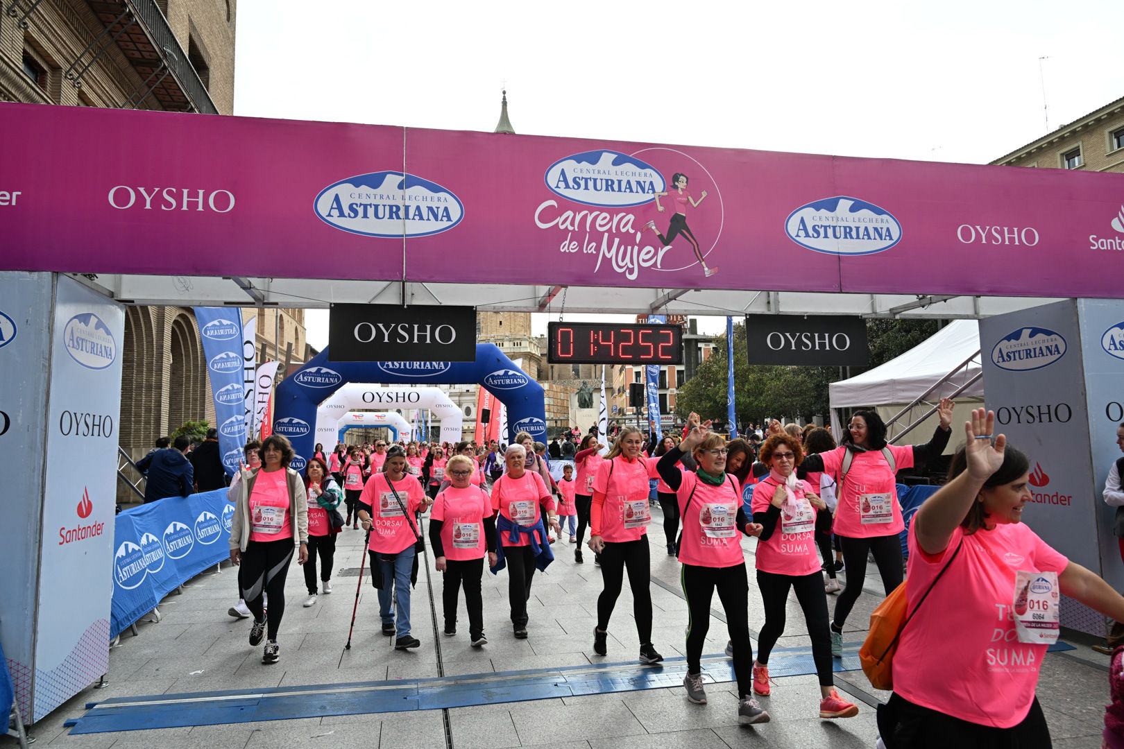 Todas las fotos de la Carrera de la Mujer de Zaragoza 2023. 9656