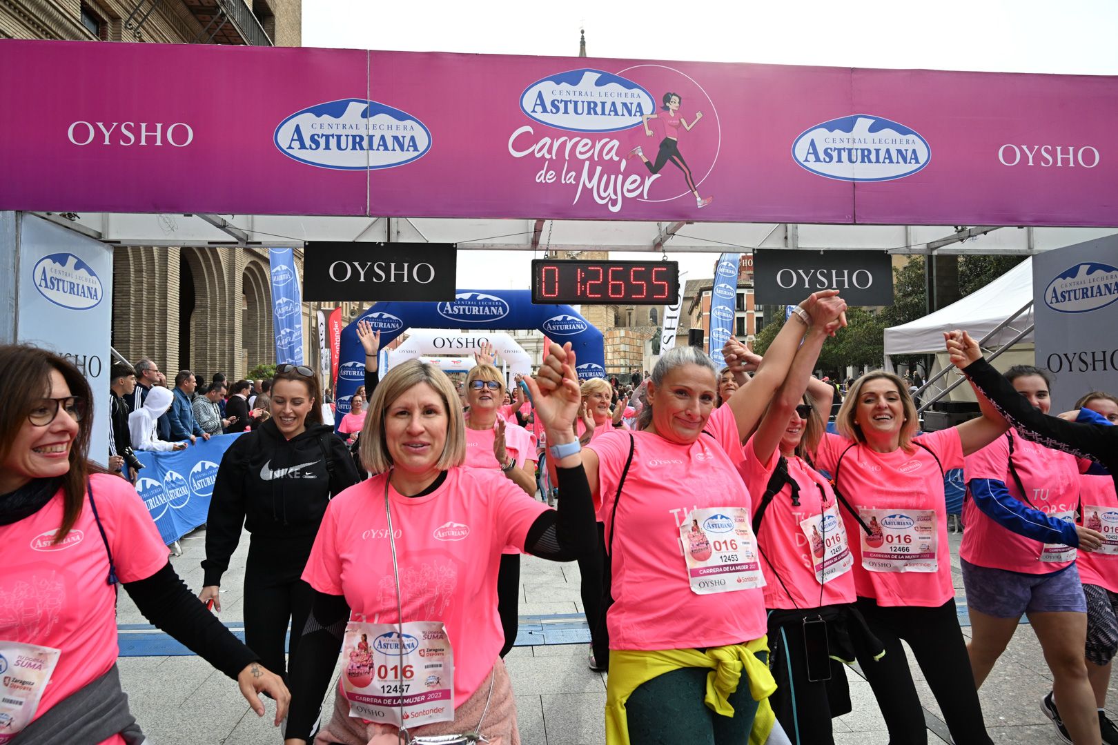 Todas las fotos de la Carrera de la Mujer de Zaragoza 2023. 8439
