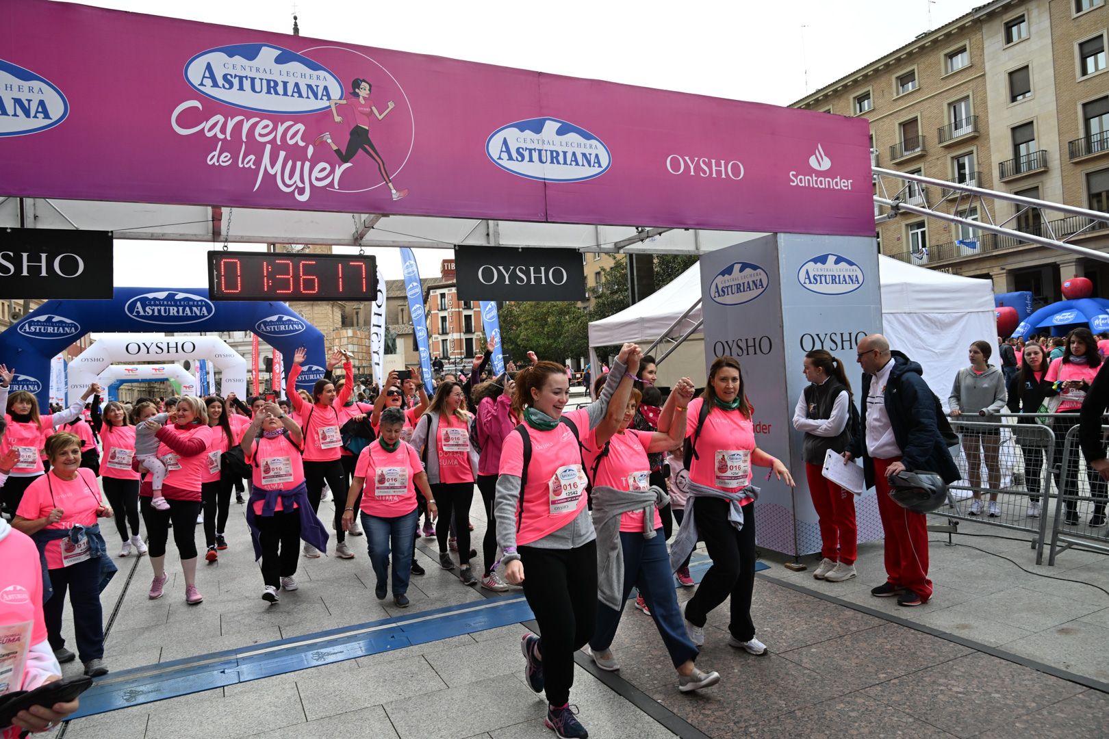 Todas las fotos de la Carrera de la Mujer de Zaragoza 2023. 9167