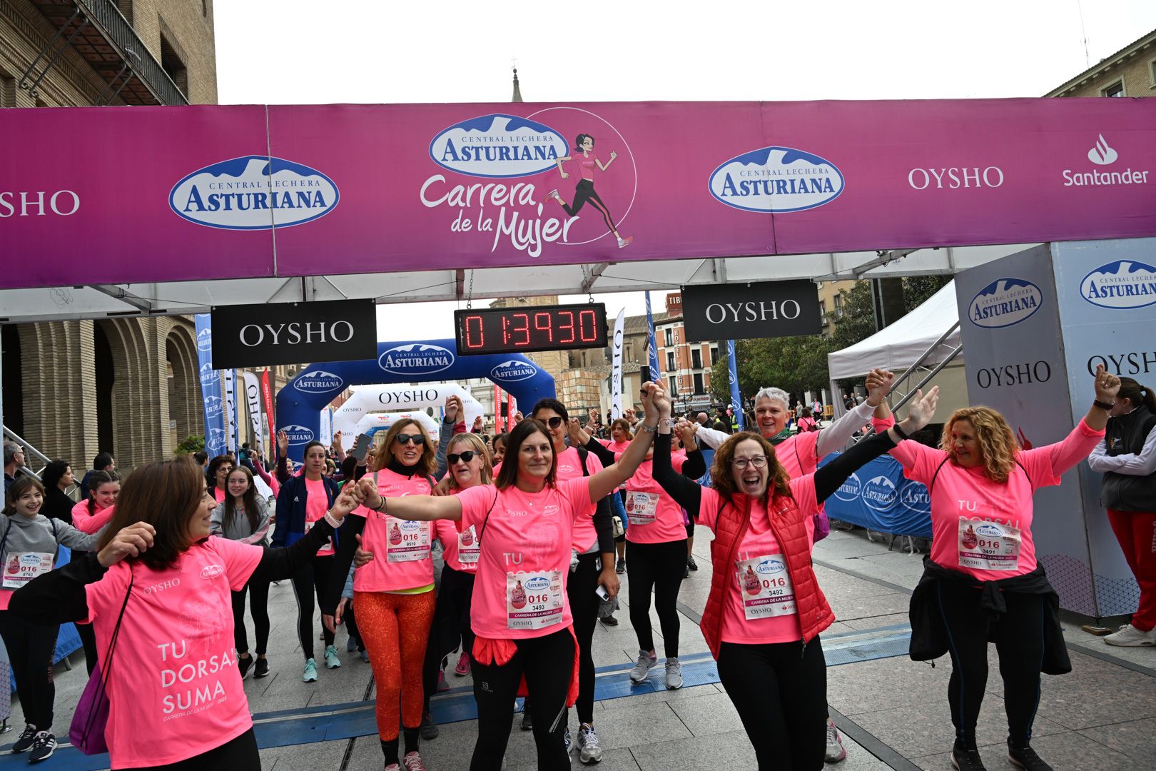 Todas las fotos de la Carrera de la Mujer de Zaragoza 2023. 9412