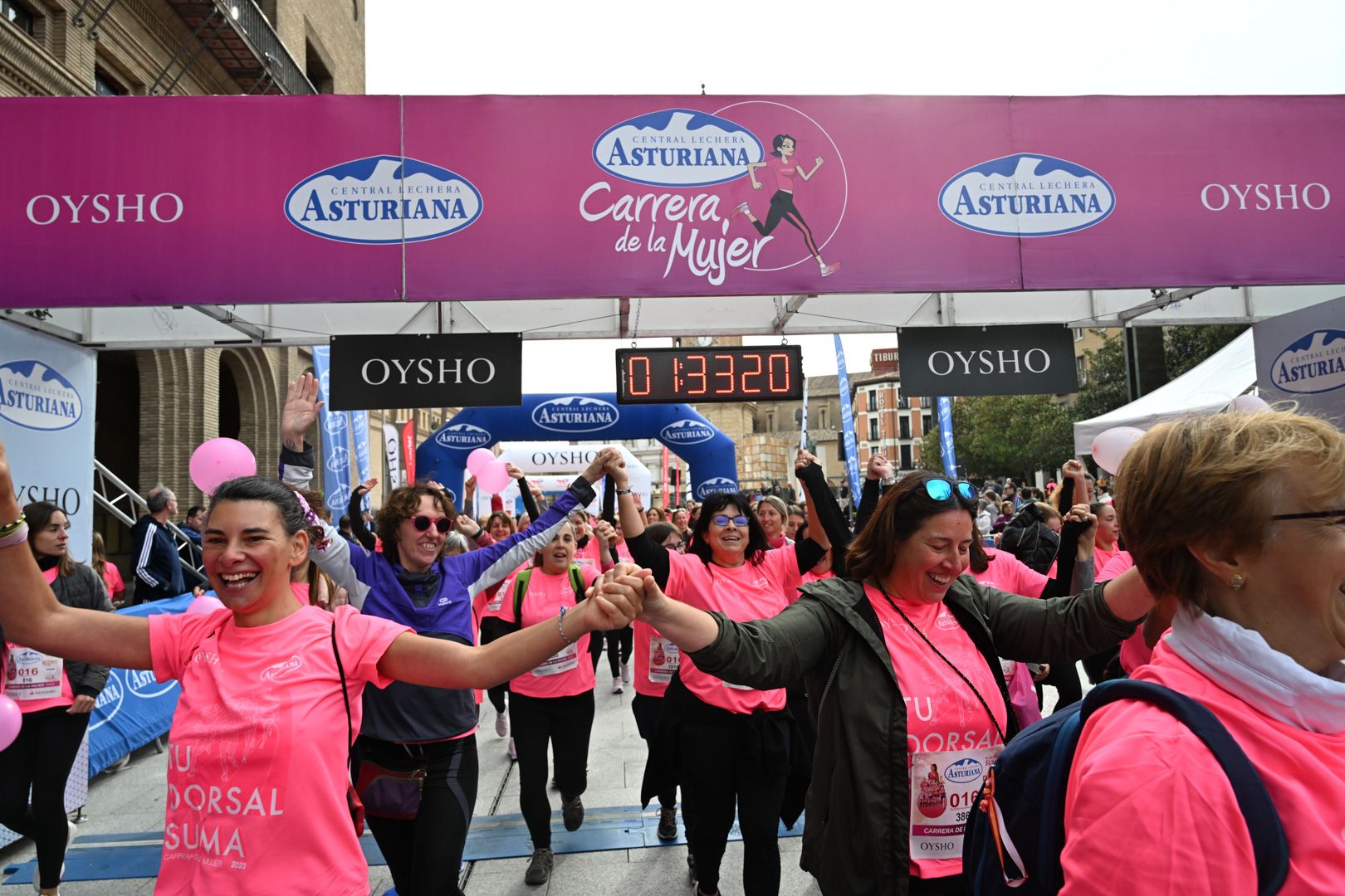 Todas las fotos de la Carrera de la Mujer de Zaragoza 2023. 8935