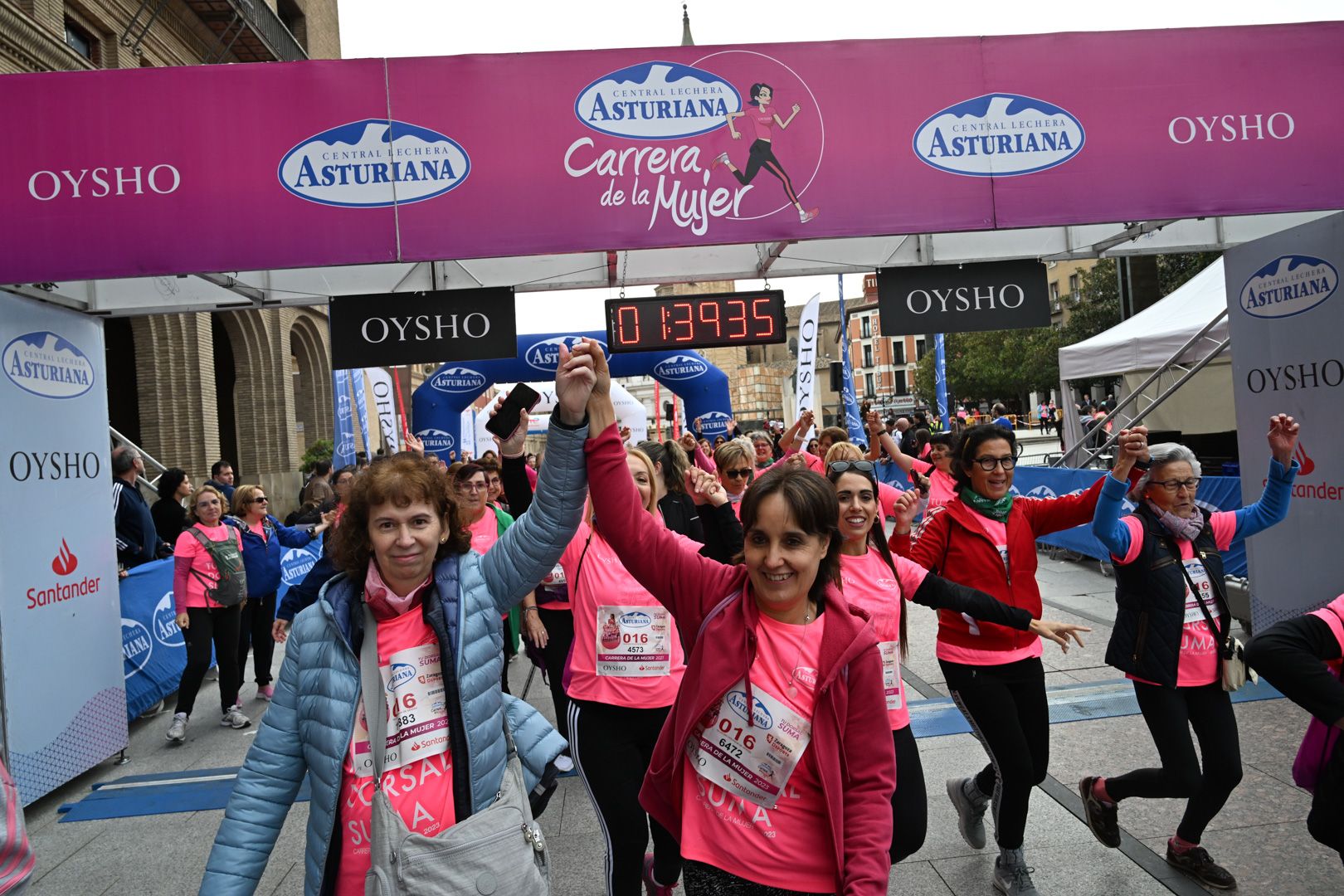 Todas las fotos de la Carrera de la Mujer de Zaragoza 2023. 9421