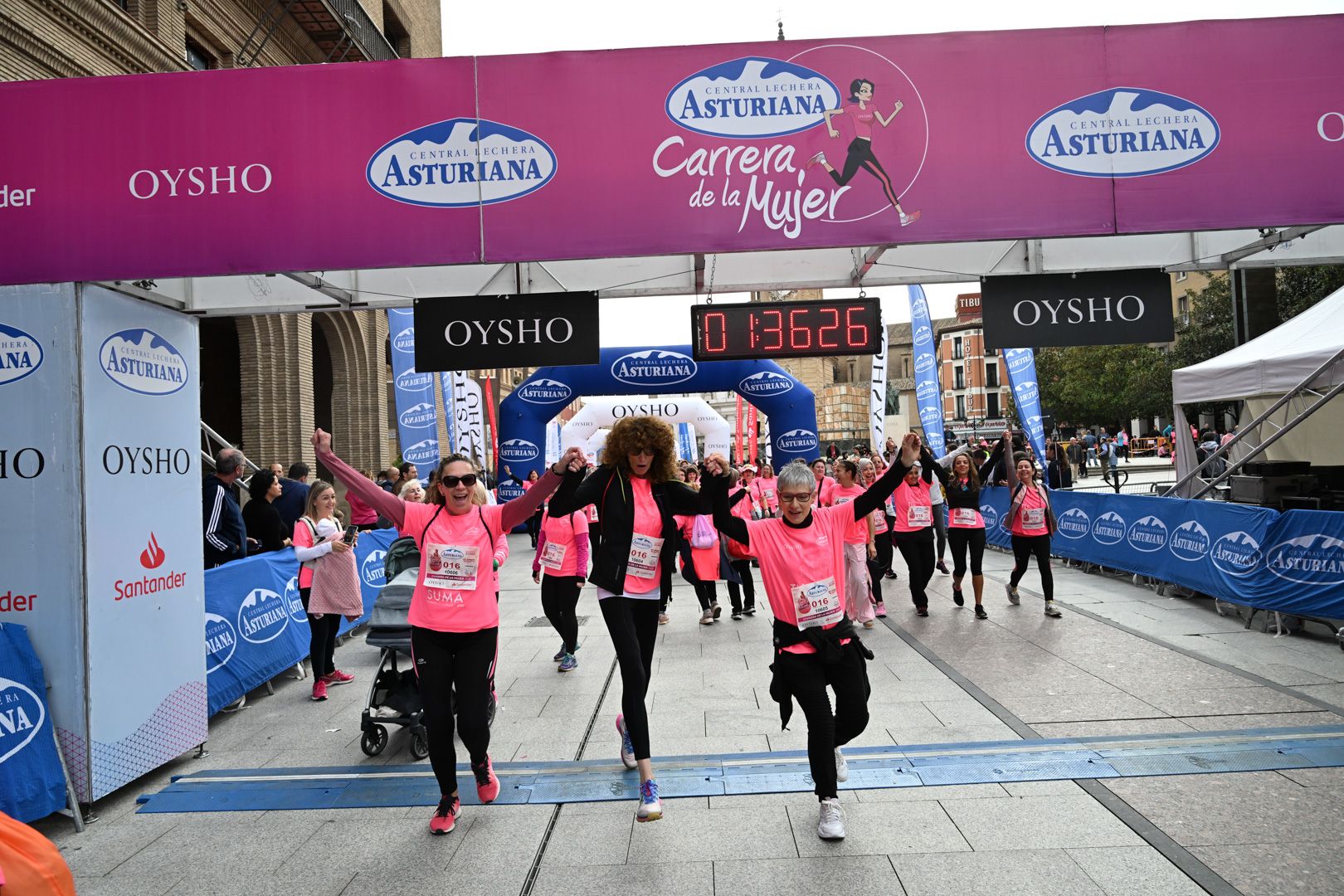 Todas las fotos de la Carrera de la Mujer de Zaragoza 2023. 9179