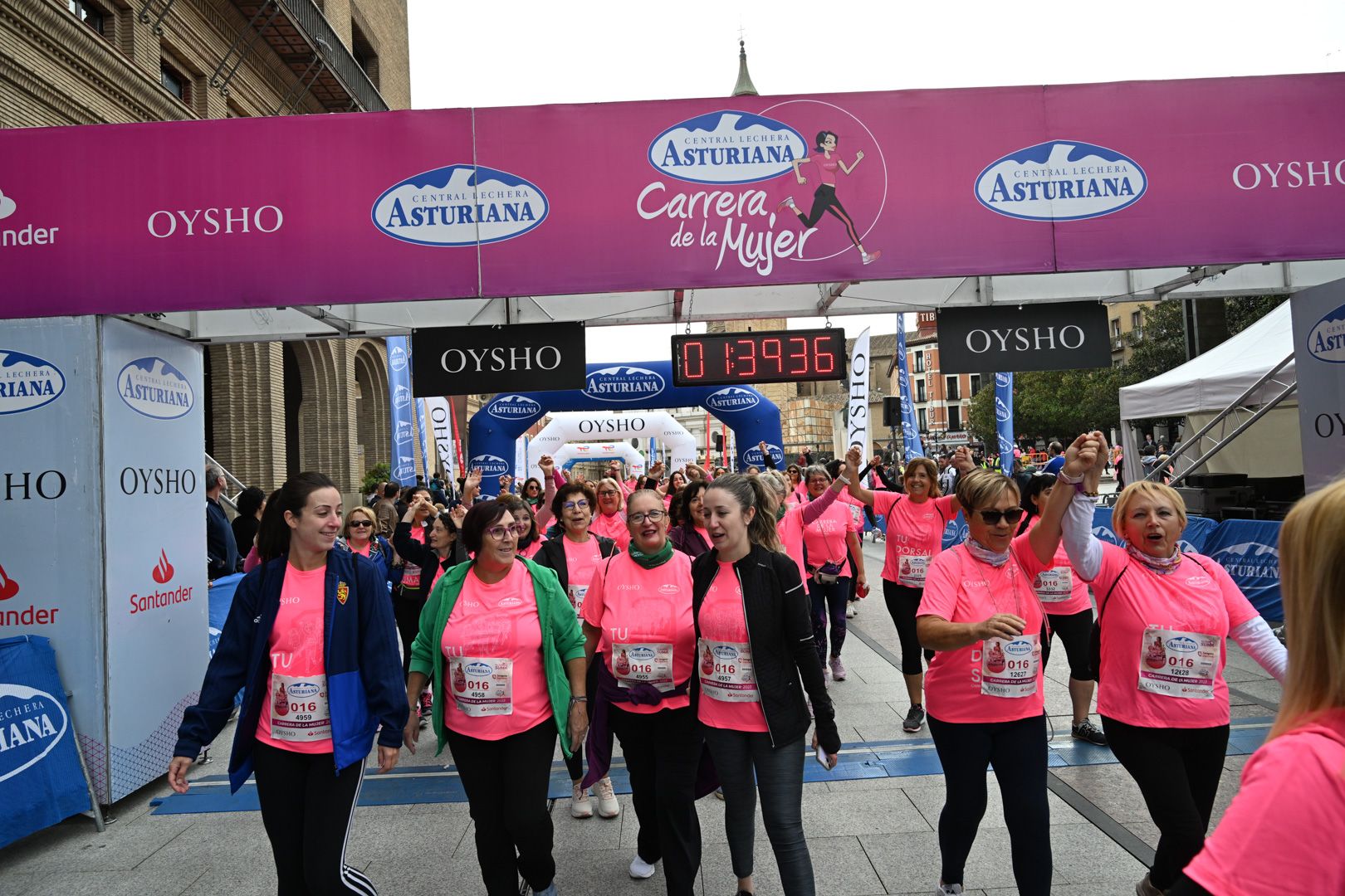 Todas las fotos de la Carrera de la Mujer de Zaragoza 2023. 9424