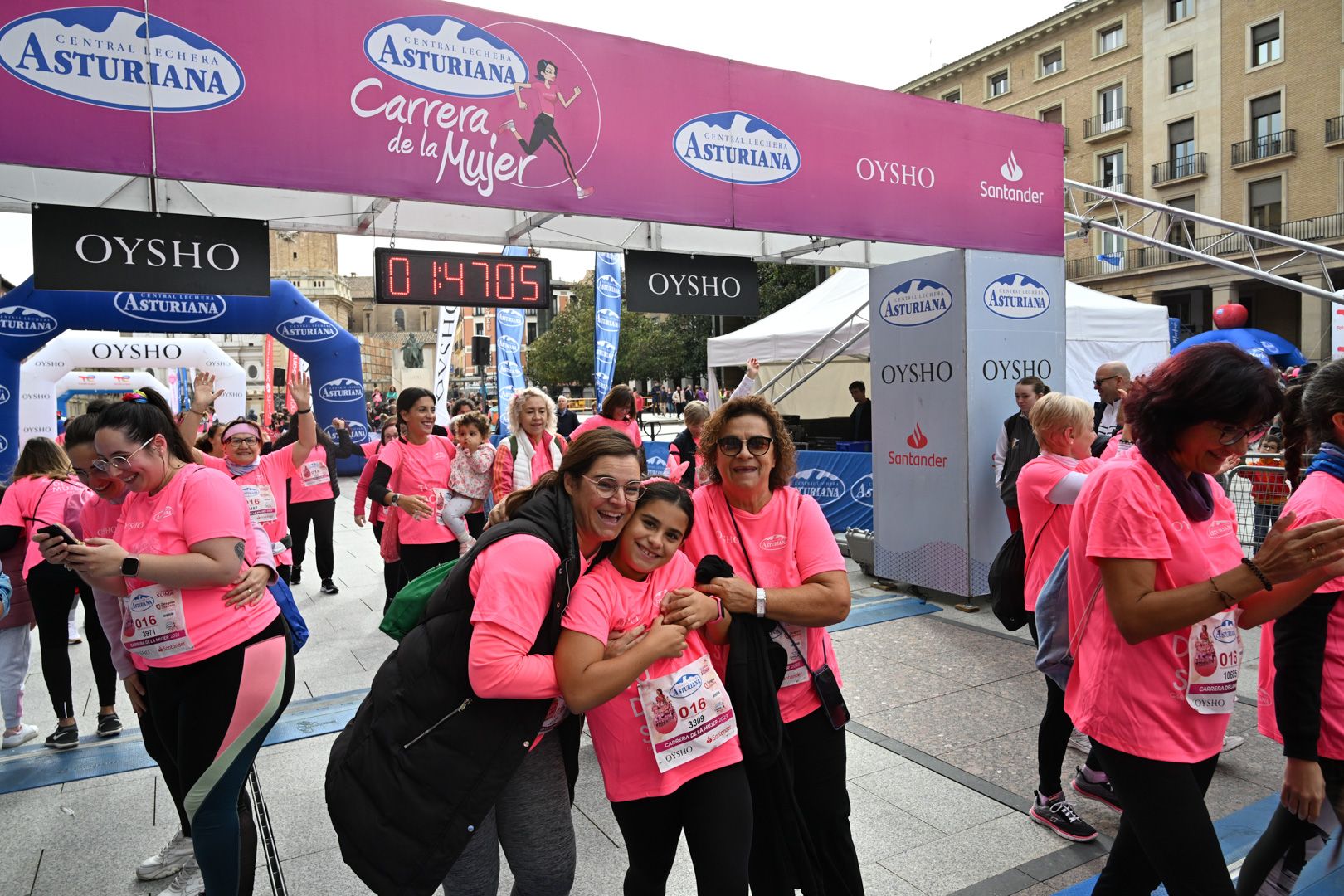 Todas las fotos de la Carrera de la Mujer de Zaragoza 2023. 9906
