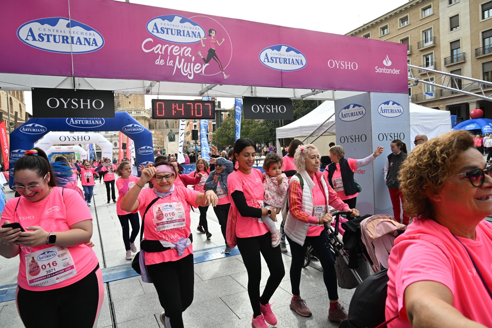 Todas las fotos de la Carrera de la Mujer de Zaragoza 2023. 9907