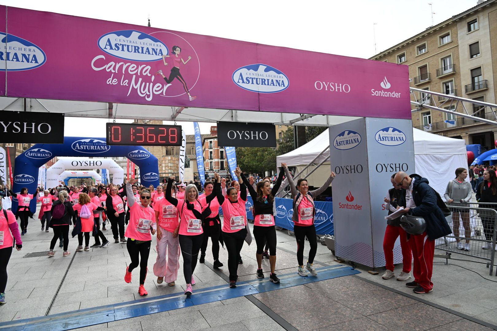 Todas las fotos de la Carrera de la Mujer de Zaragoza 2023. 9181