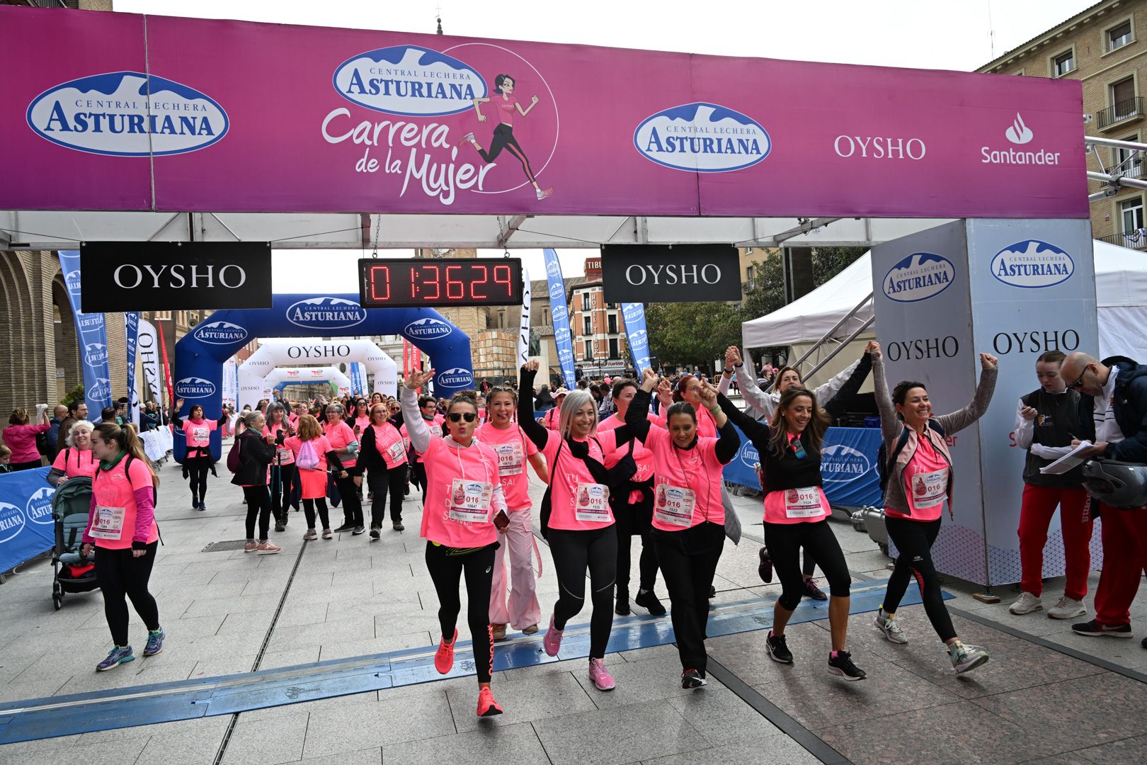 Todas las fotos de la Carrera de la Mujer de Zaragoza 2023. 9183