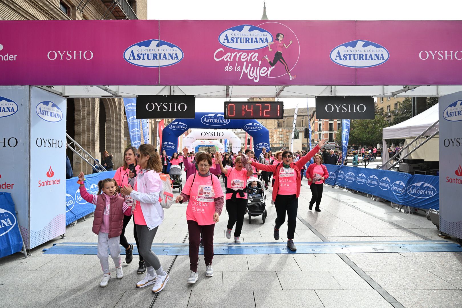 Todas las fotos de la Carrera de la Mujer de Zaragoza 2023. 9915