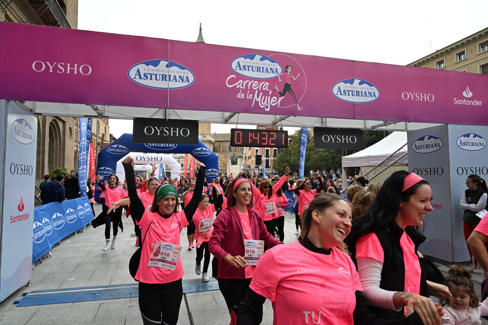 Todas las fotos de la Carrera de la Mujer de Zaragoza 2023. 9680