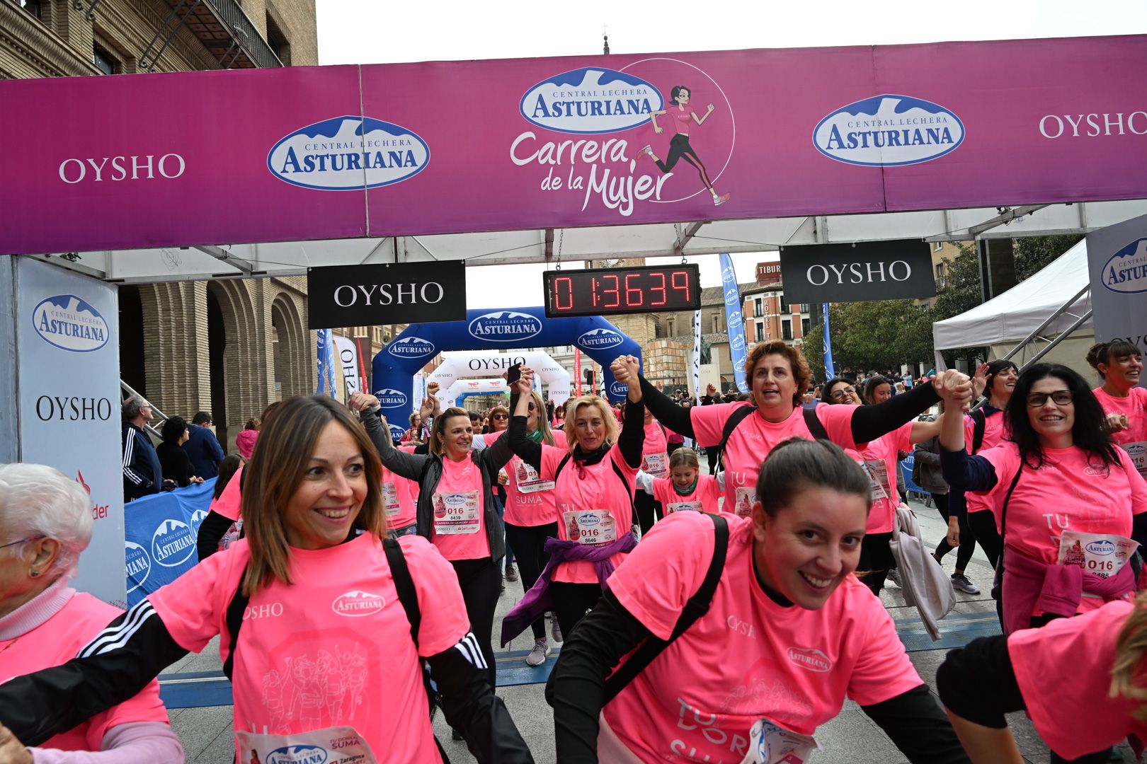Todas las fotos de la Carrera de la Mujer de Zaragoza 2023. 9194