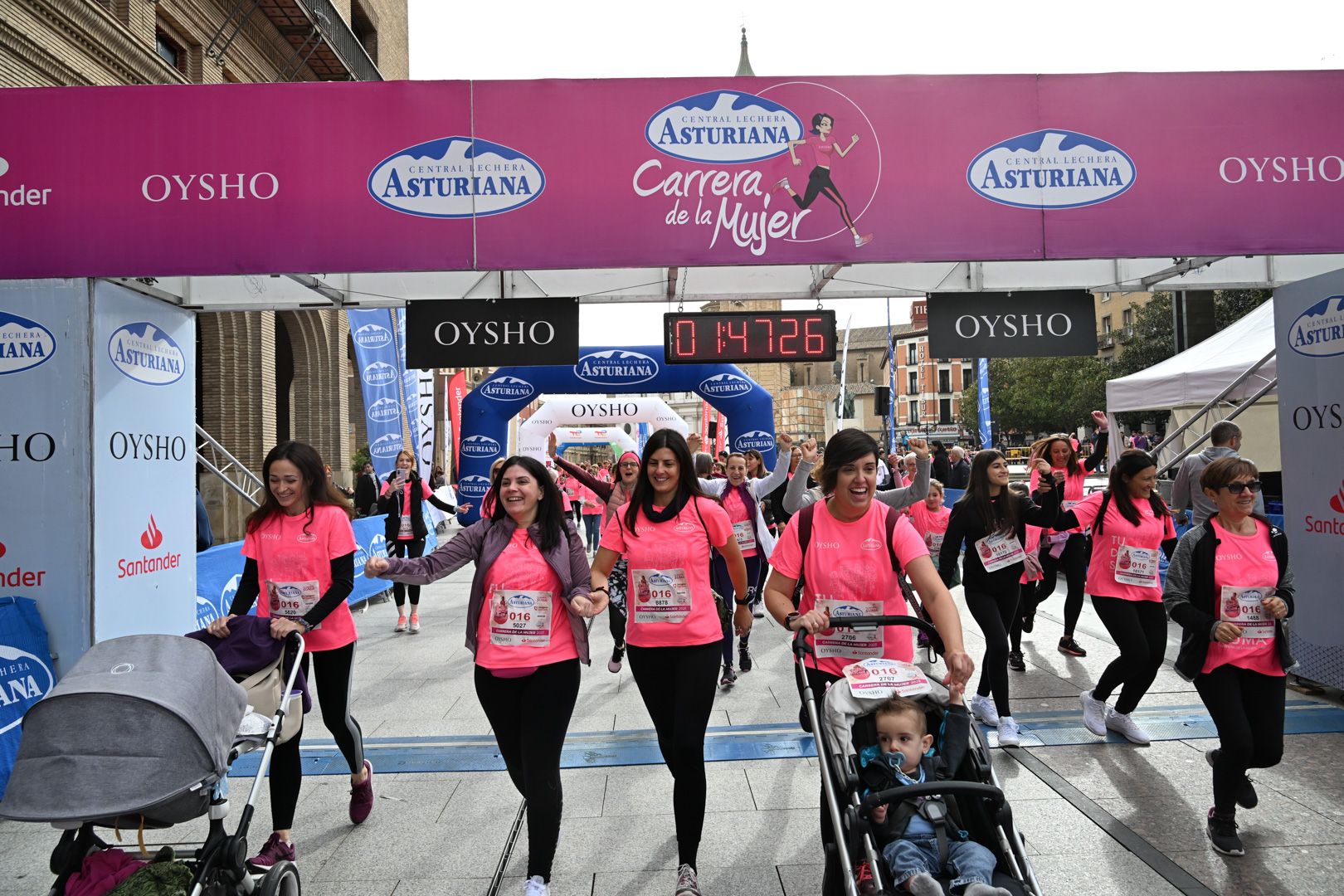 Todas las fotos de la Carrera de la Mujer de Zaragoza 2023. 9921