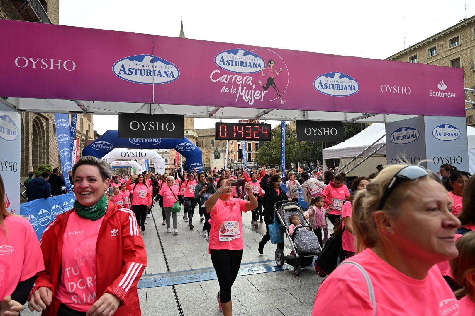 Todas las fotos de la Carrera de la Mujer de Zaragoza 2023. 9685
