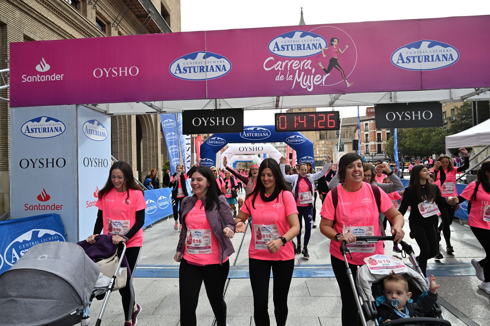 Todas las fotos de la Carrera de la Mujer de Zaragoza 2023. 9922