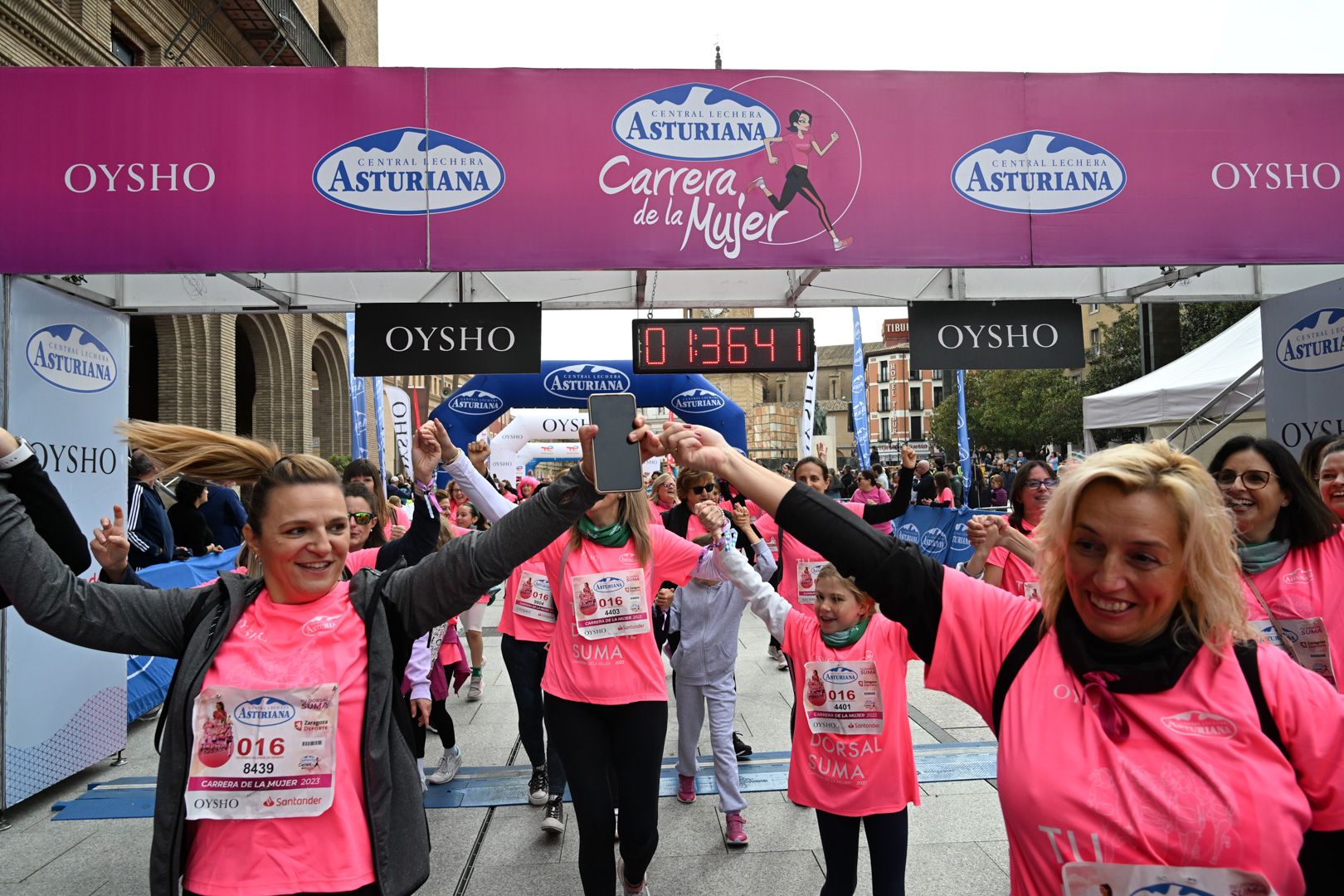 Todas las fotos de la Carrera de la Mujer de Zaragoza 2023. 9196