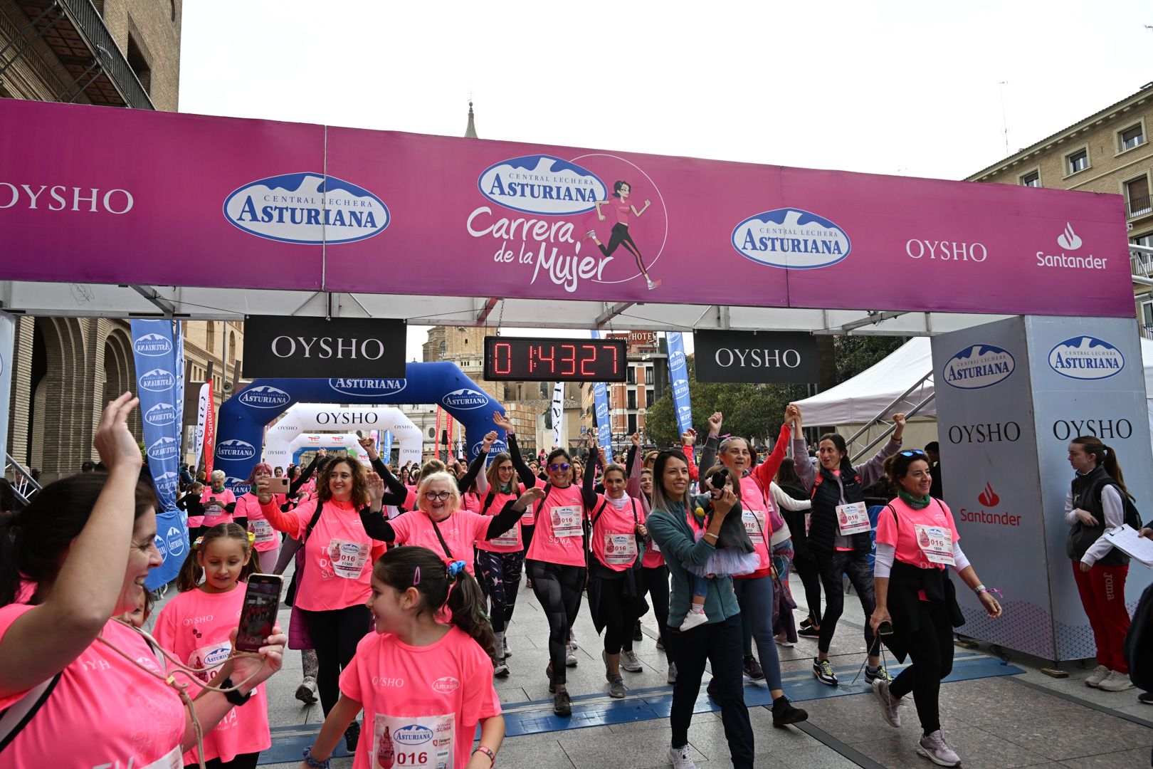 Todas las fotos de la Carrera de la Mujer de Zaragoza 2023. 9687