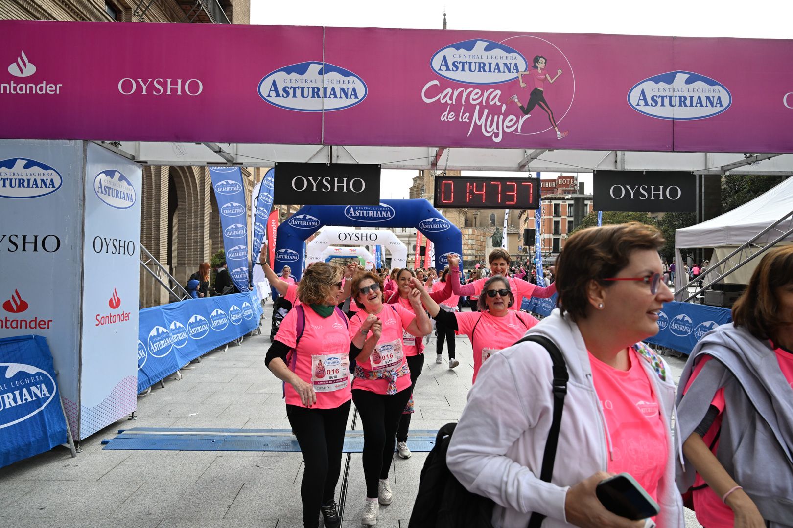 Todas las fotos de la Carrera de la Mujer de Zaragoza 2023. 9935