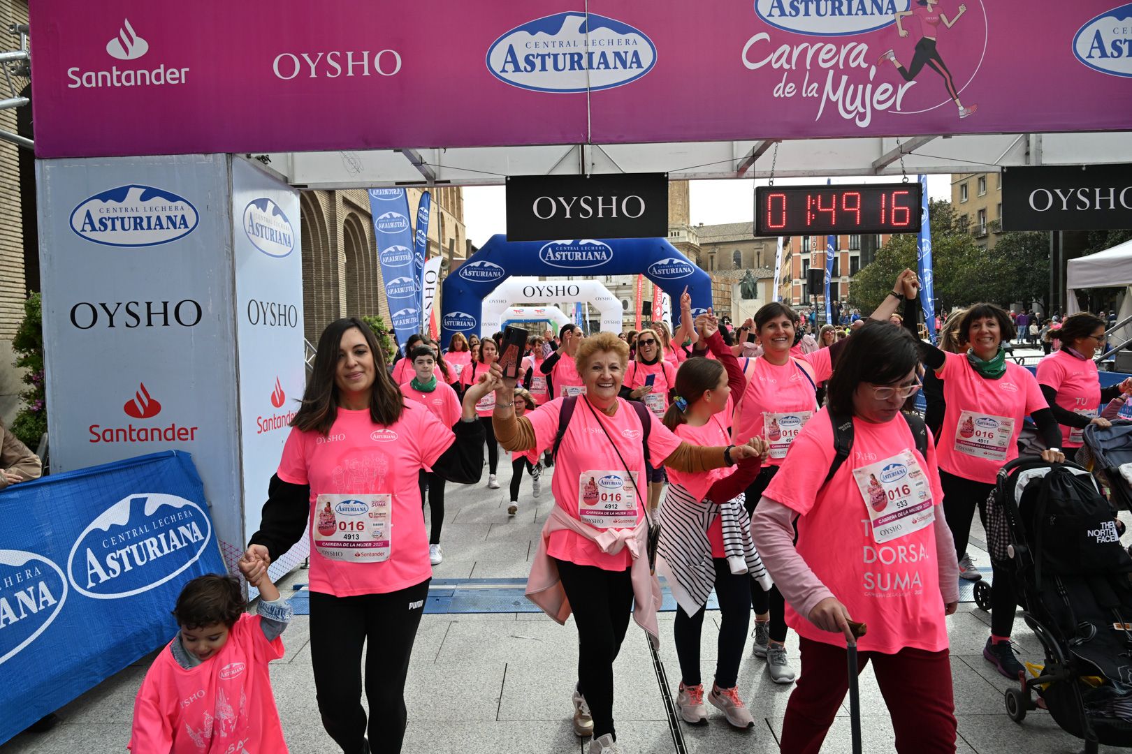 Todas las fotos de la Carrera de la Mujer de Zaragoza 2023. 0060