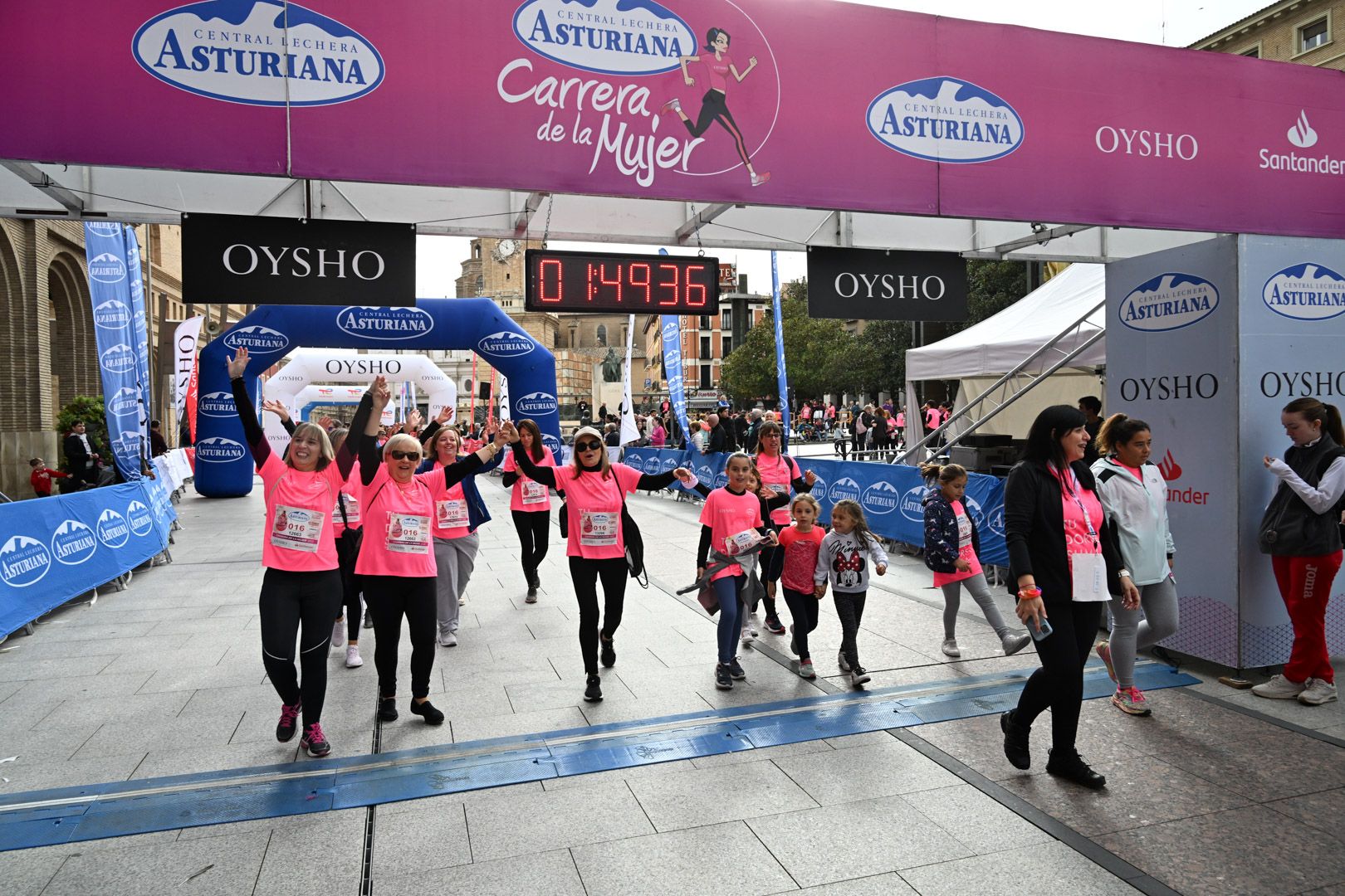 Todas las fotos de la Carrera de la Mujer de Zaragoza 2023. 0086