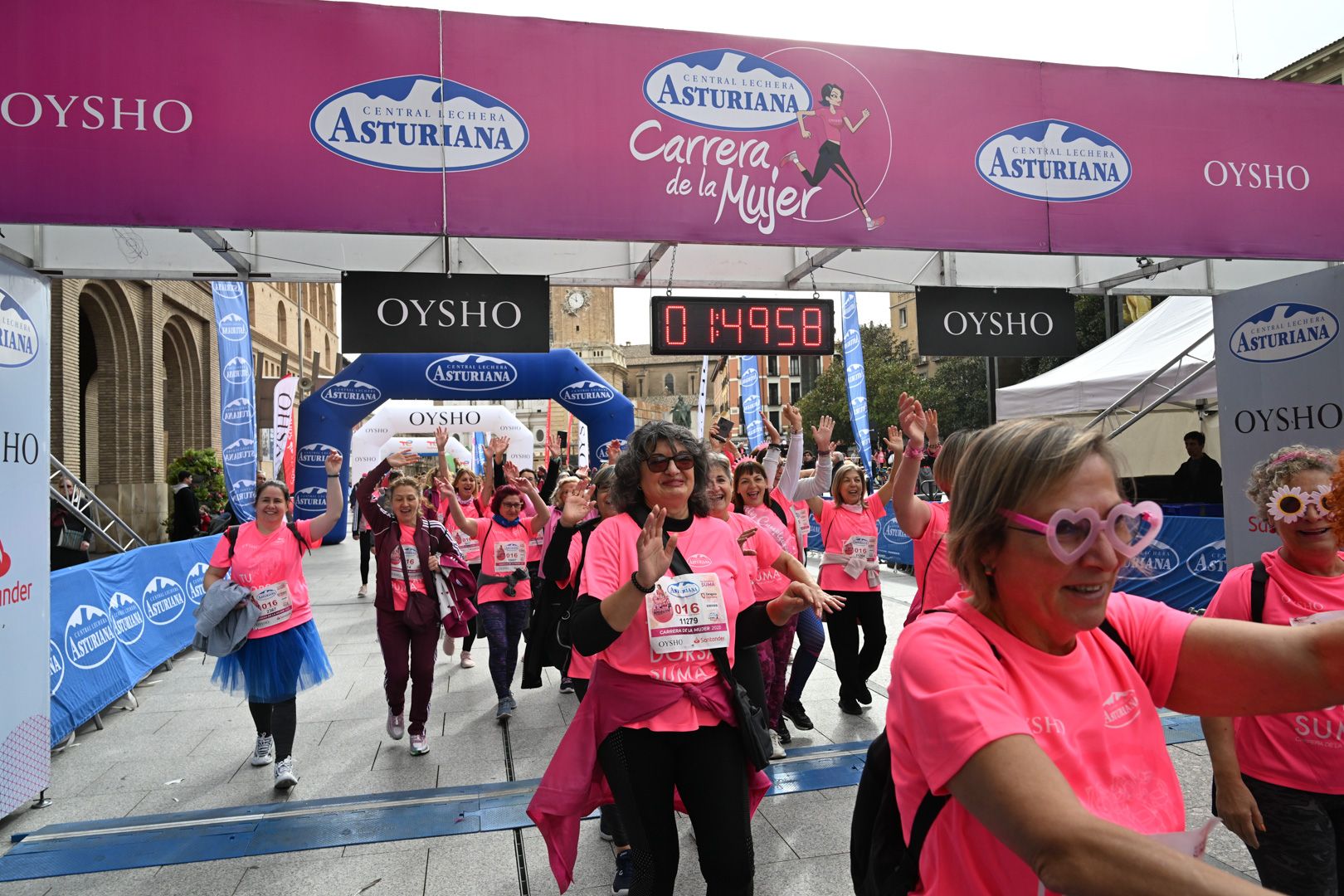 Todas las fotos de la Carrera de la Mujer de Zaragoza 2023. 0102