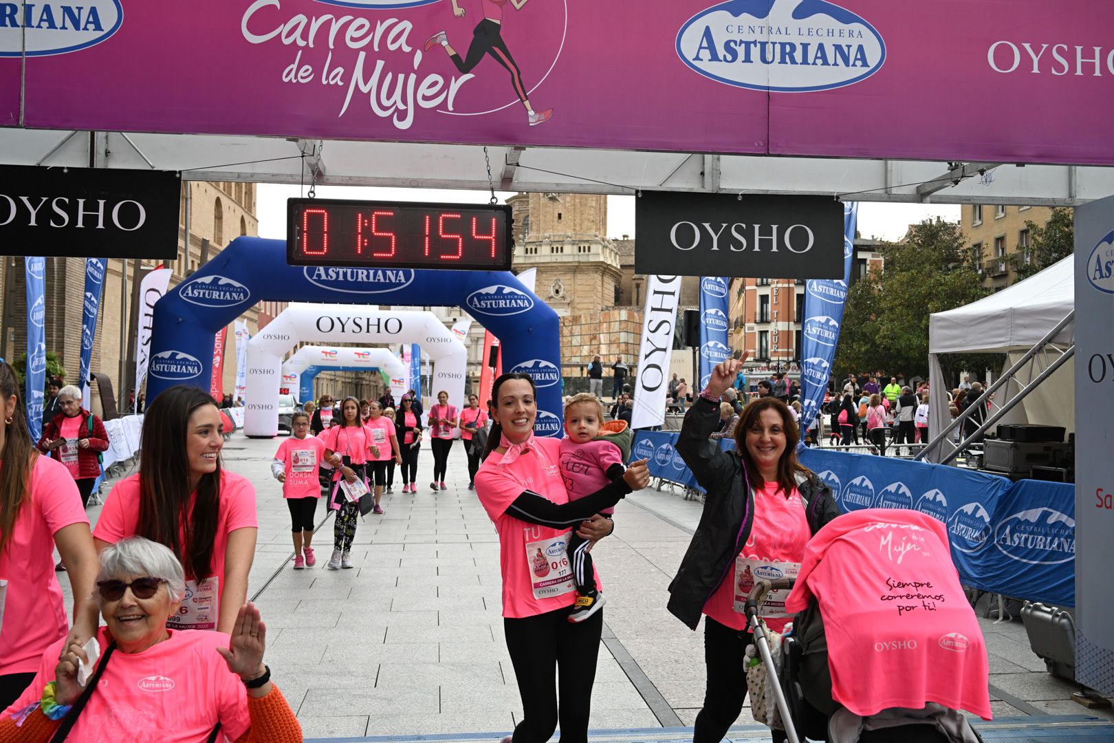 Todas las fotos de la Carrera de la Mujer de Zaragoza 2023. 0201