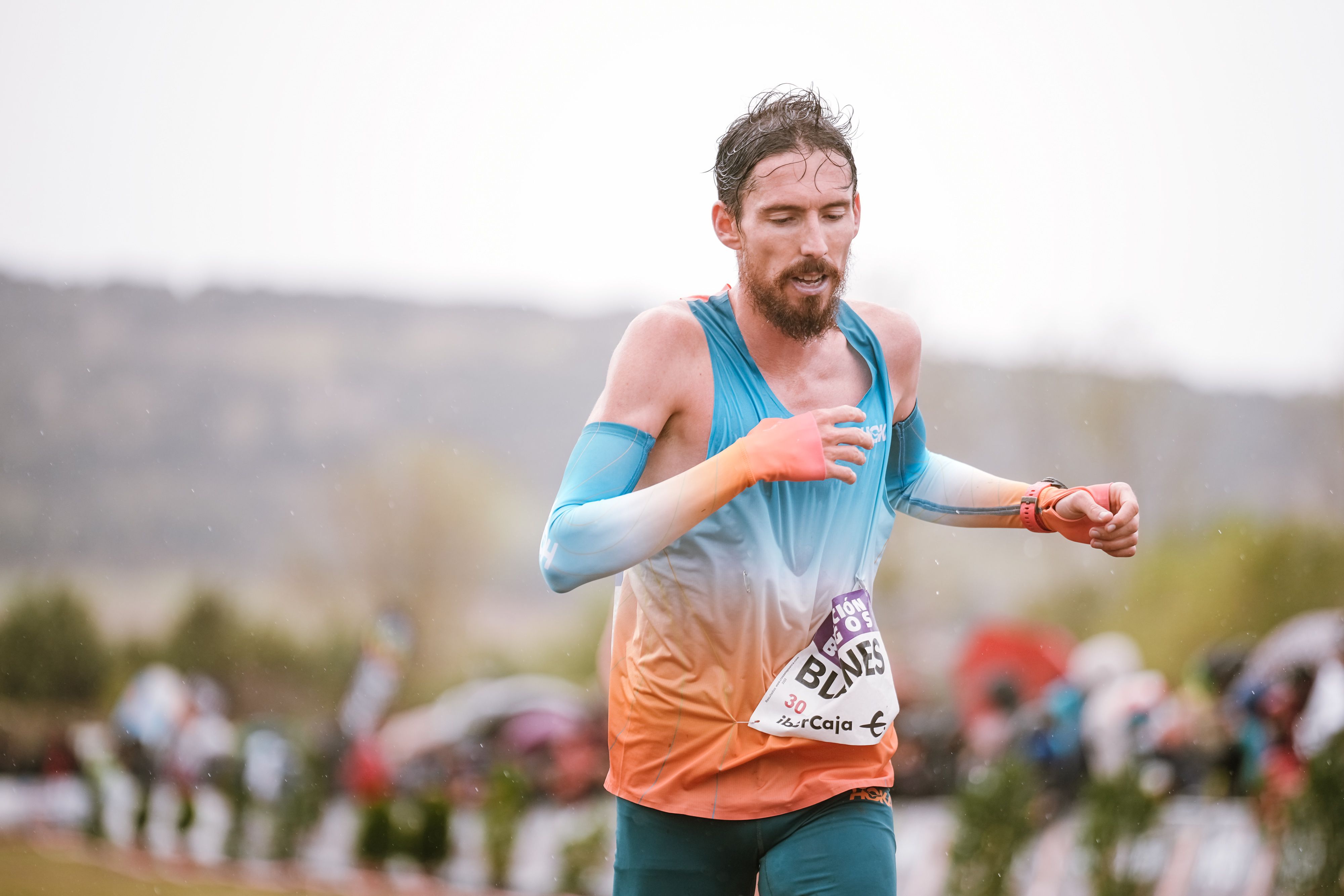 Andreu Blanes en los instantes finales del Cross de Atapuerca 2023. SPORTMEDIA.