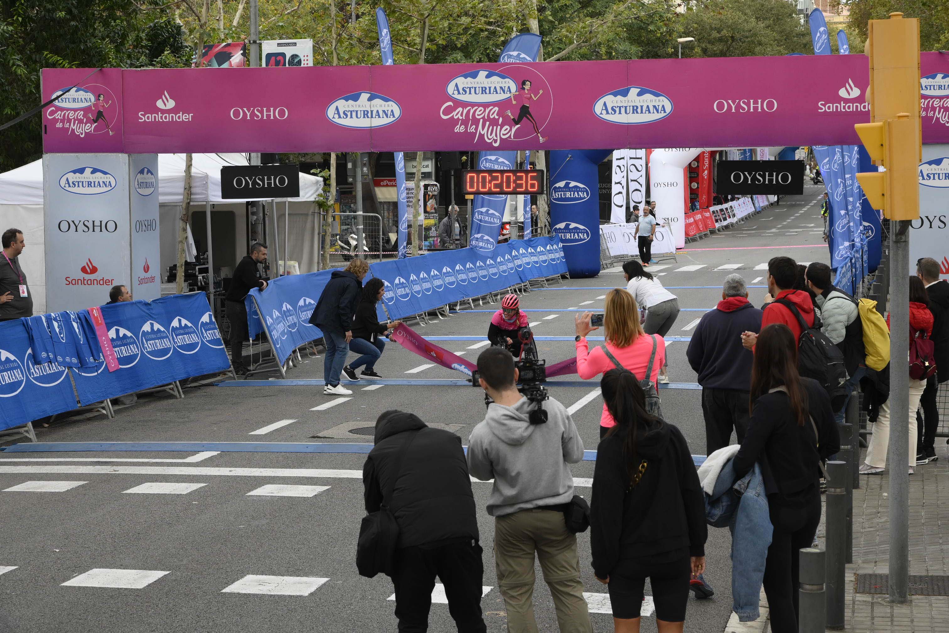 Las mejores fotos de la Carrera de la Mujer de Barcelona 2023. 3888