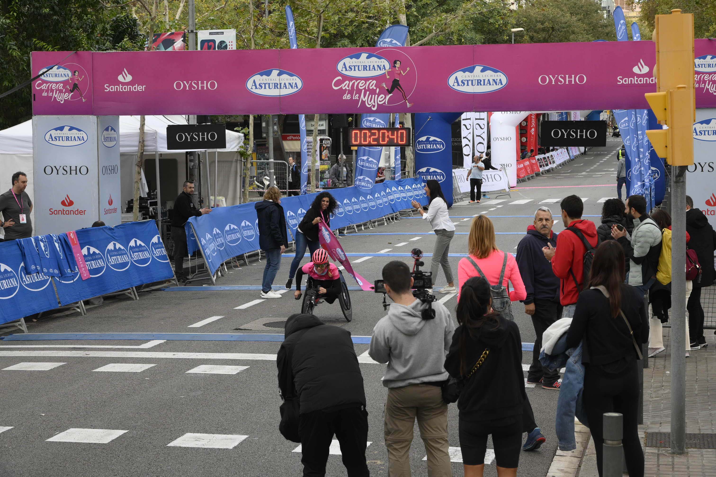 Las mejores fotos de la Carrera de la Mujer de Barcelona 2023. 3890