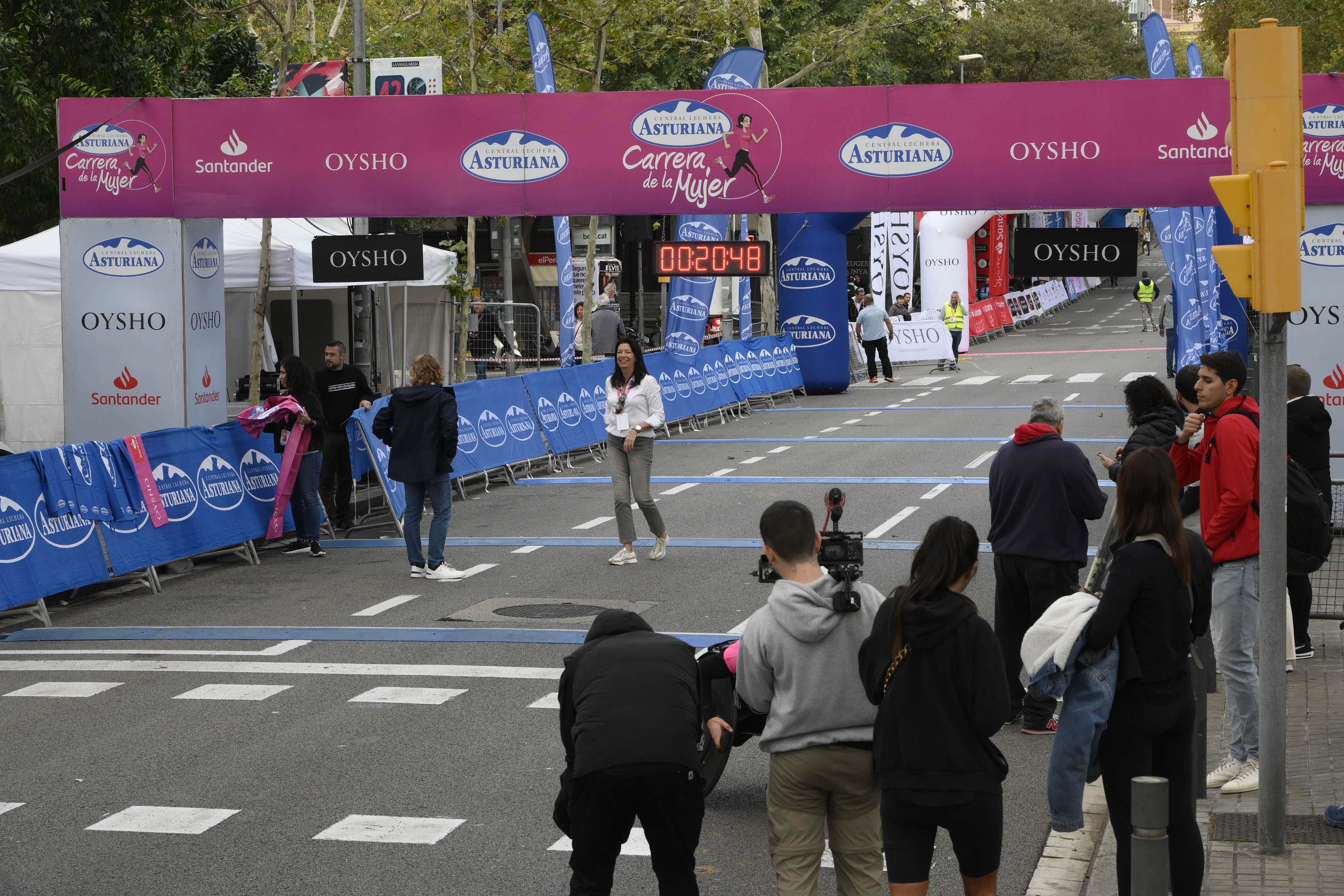 Las mejores fotos de la Carrera de la Mujer de Barcelona 2023. 3894