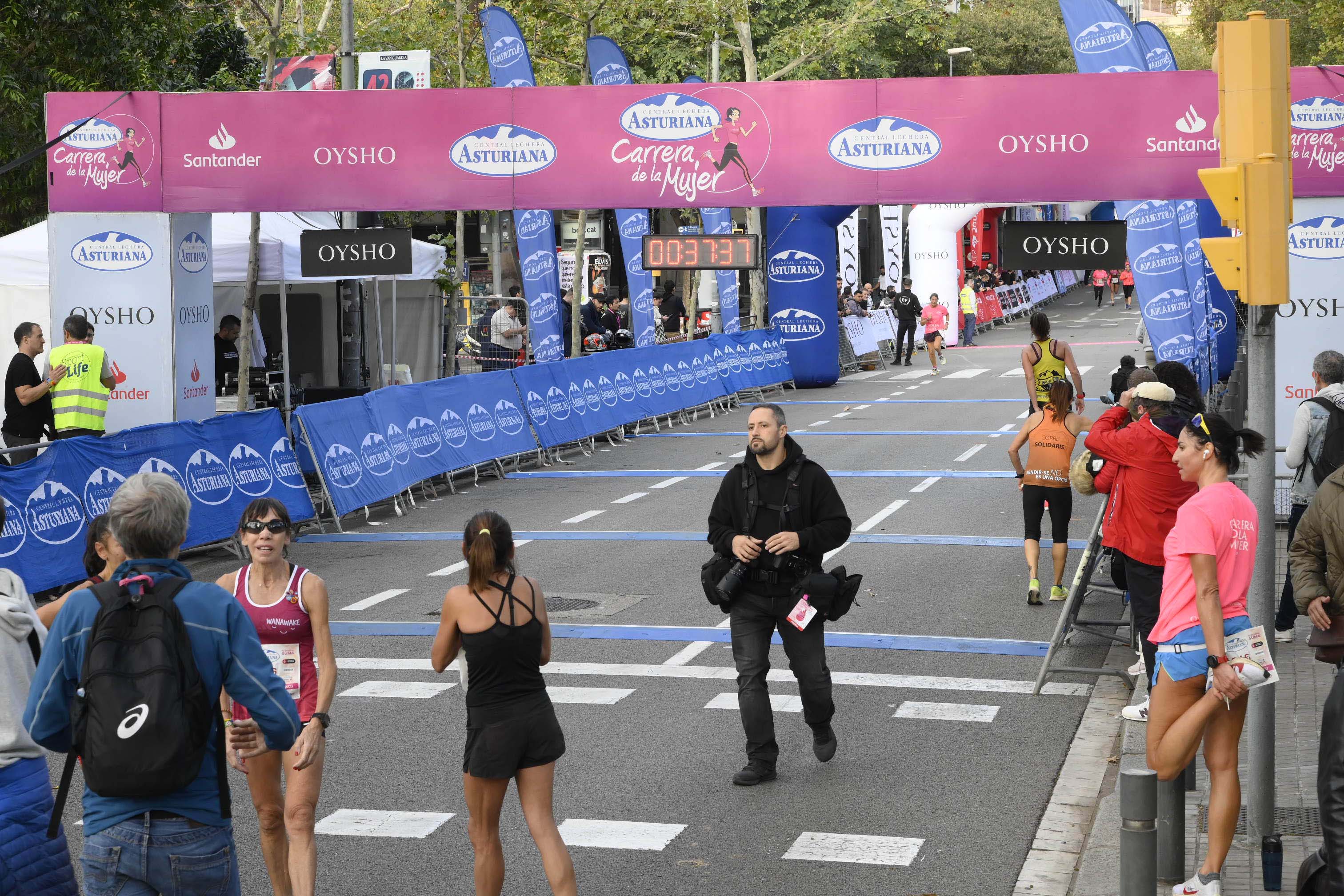 Las mejores fotos de la Carrera de la Mujer de Barcelona 2023. 4210