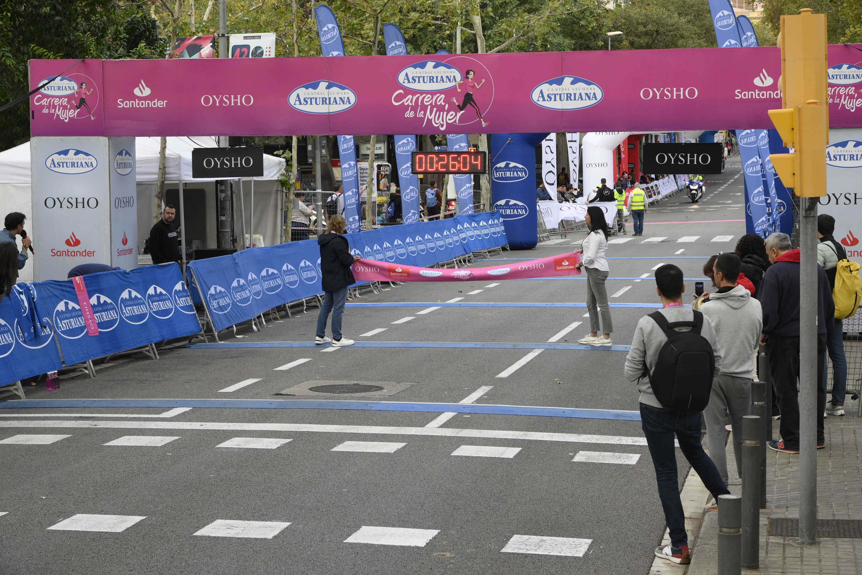 Las mejores fotos de la Carrera de la Mujer de Barcelona 2023. 3902