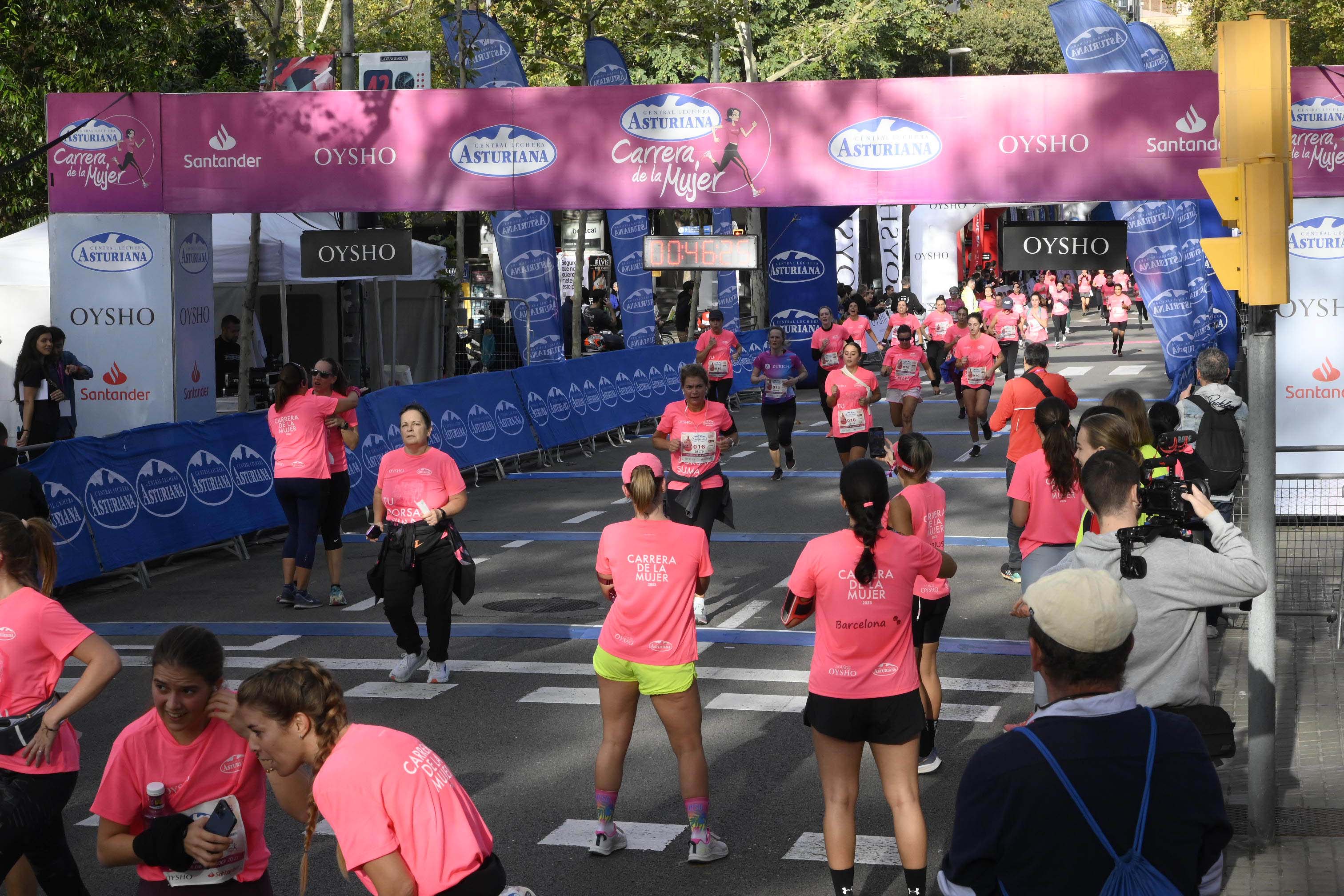 Las mejores fotos de la Carrera de la Mujer de Barcelona 2023. 4469