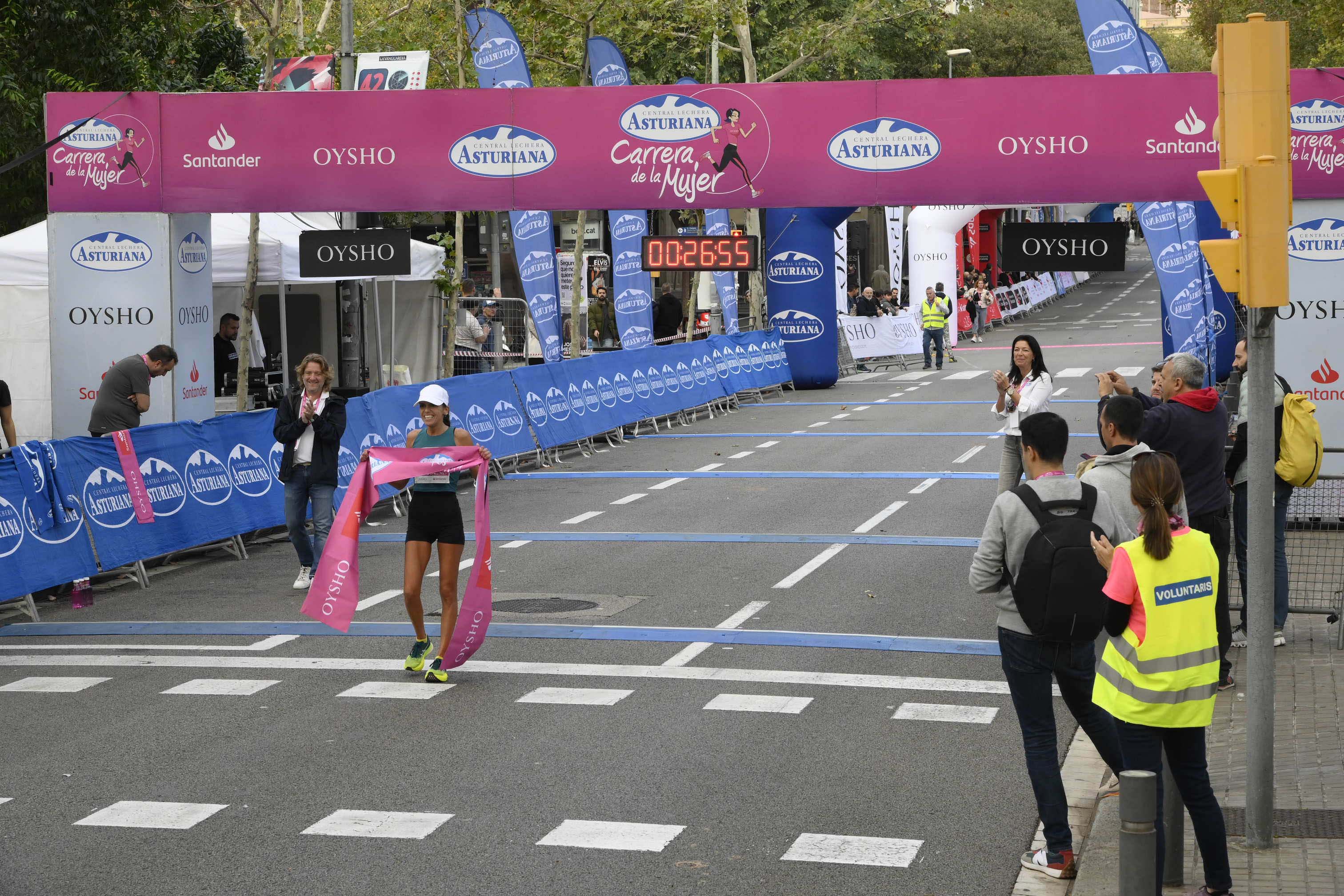 Las mejores fotos de la Carrera de la Mujer de Barcelona 2023. 3917