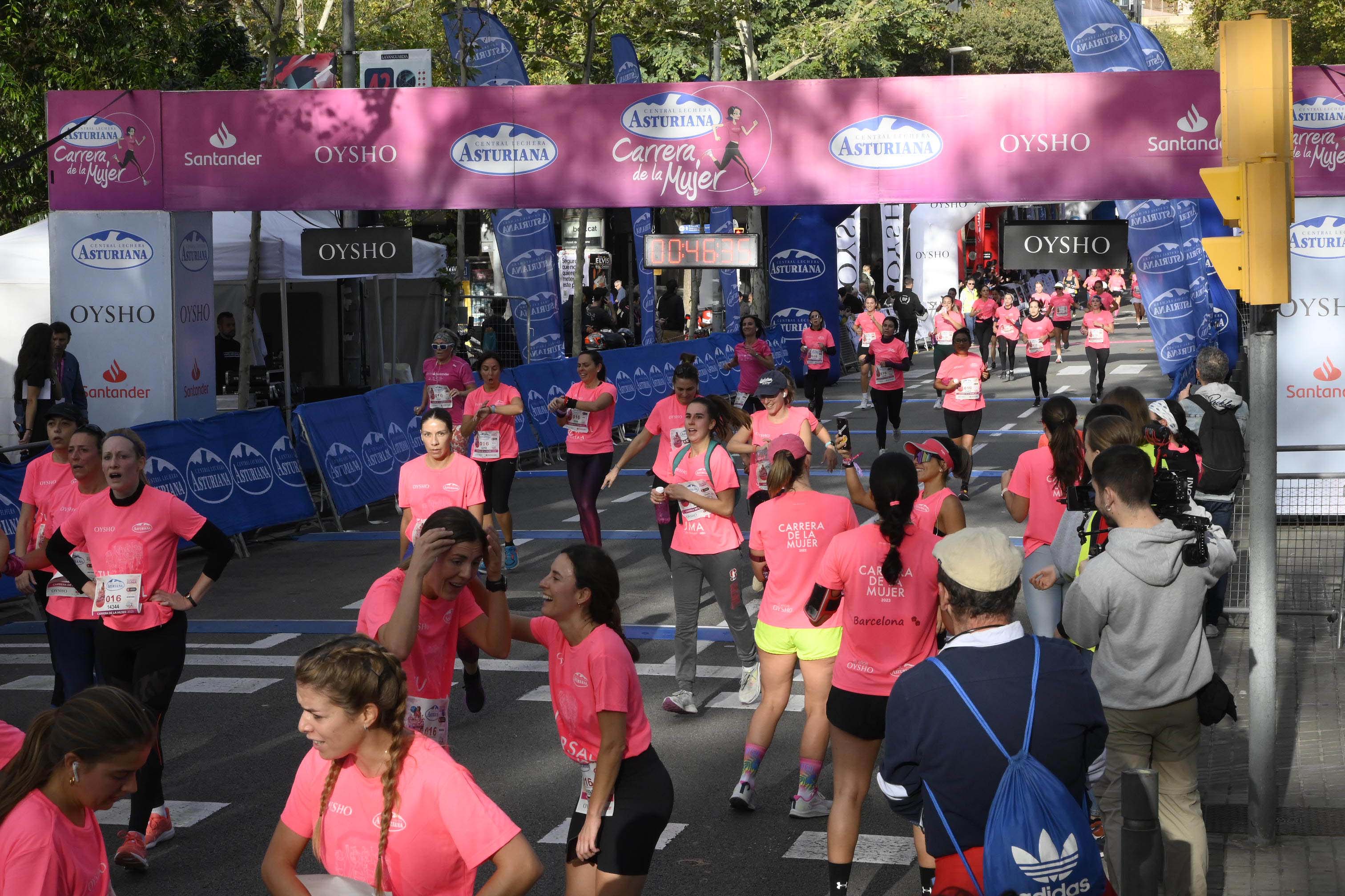 Las mejores fotos de la Carrera de la Mujer de Barcelona 2023. 4474