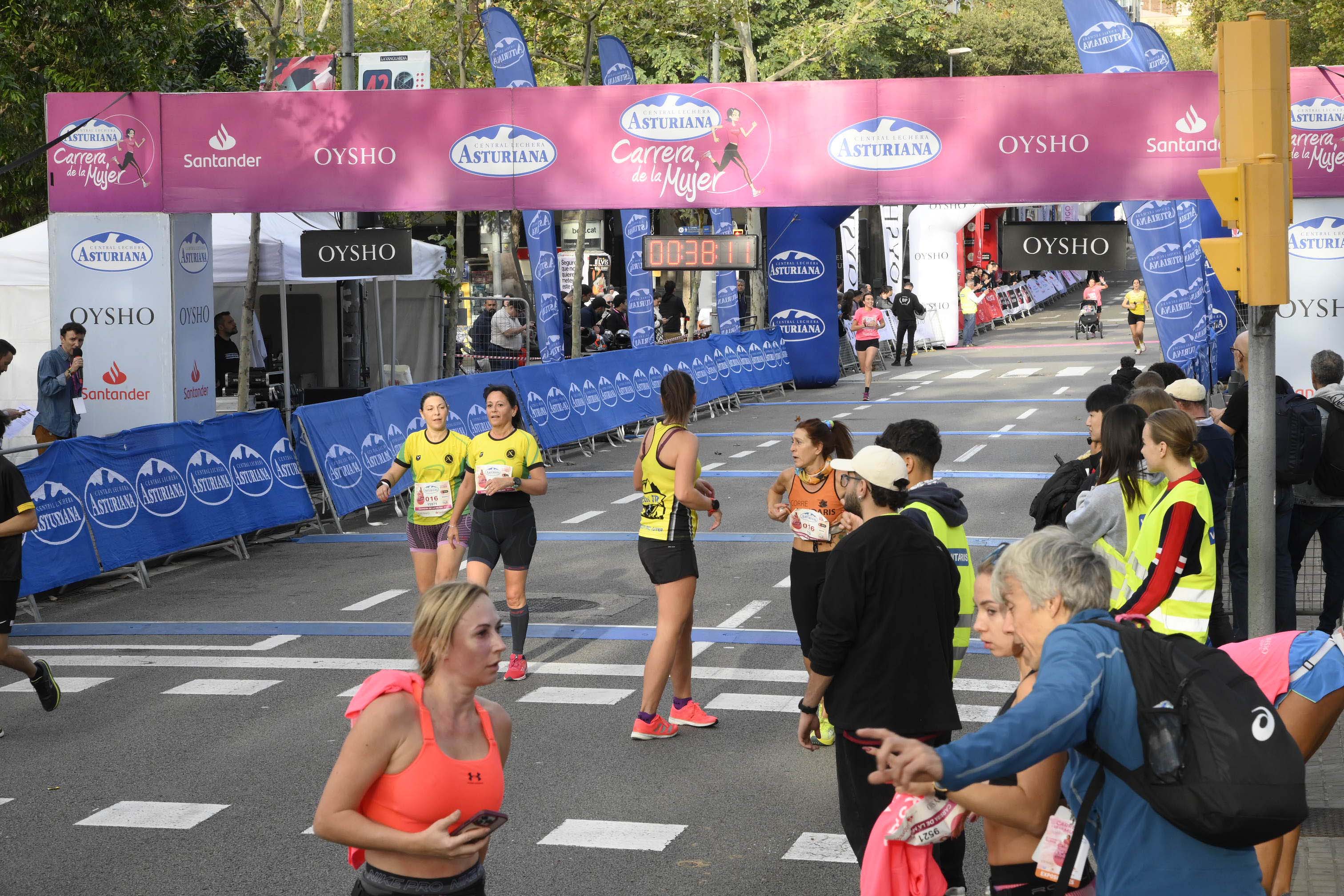 Las mejores fotos de la Carrera de la Mujer de Barcelona 2023. 4227