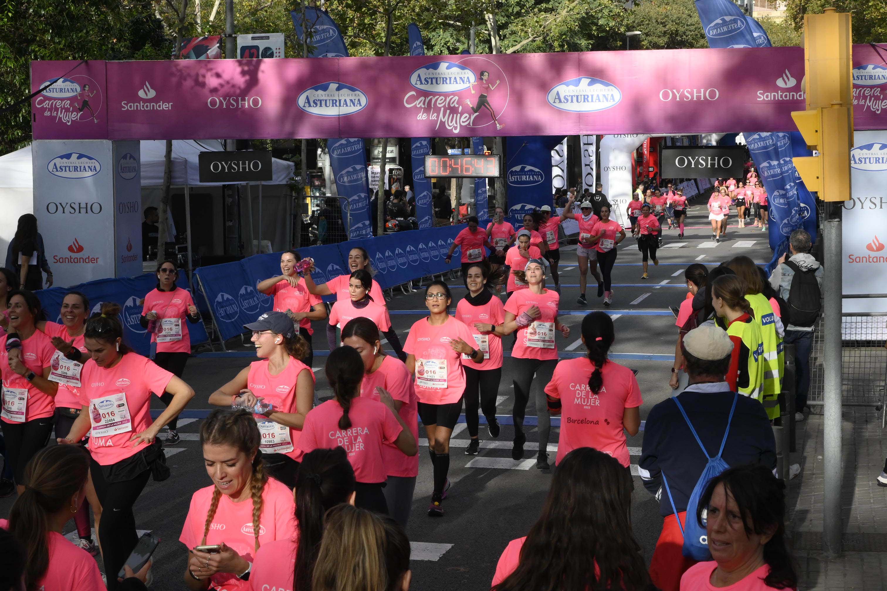 Las mejores fotos de la Carrera de la Mujer de Barcelona 2023. 4478