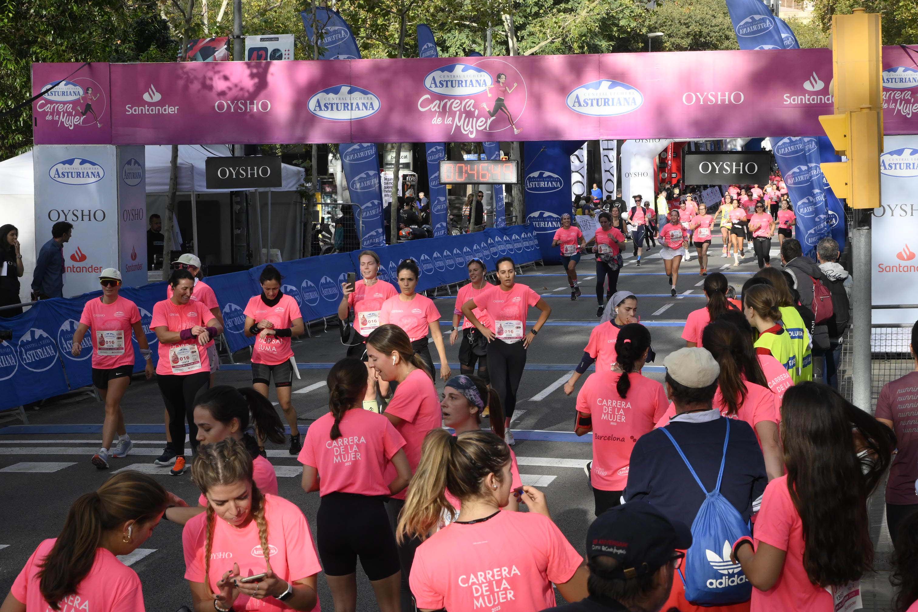 Las mejores fotos de la Carrera de la Mujer de Barcelona 2023. 4481