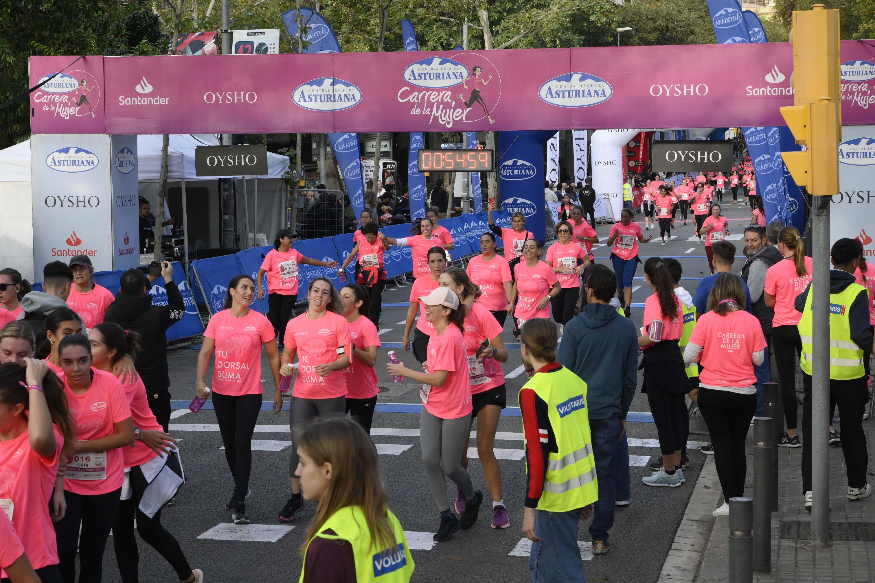 Las mejores fotos de la Carrera de la Mujer de Barcelona 2023. 4726