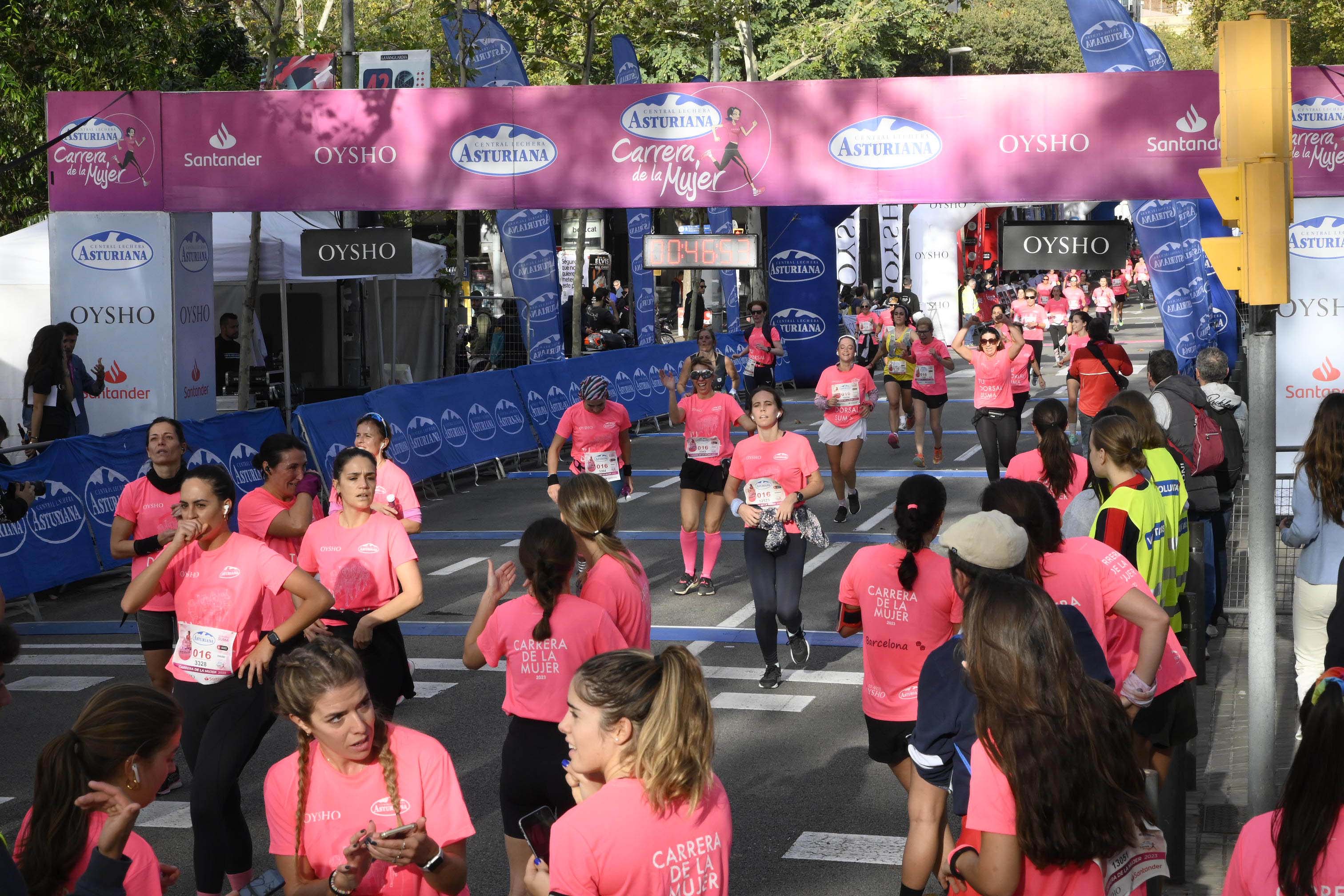 Las mejores fotos de la Carrera de la Mujer de Barcelona 2023. 4483
