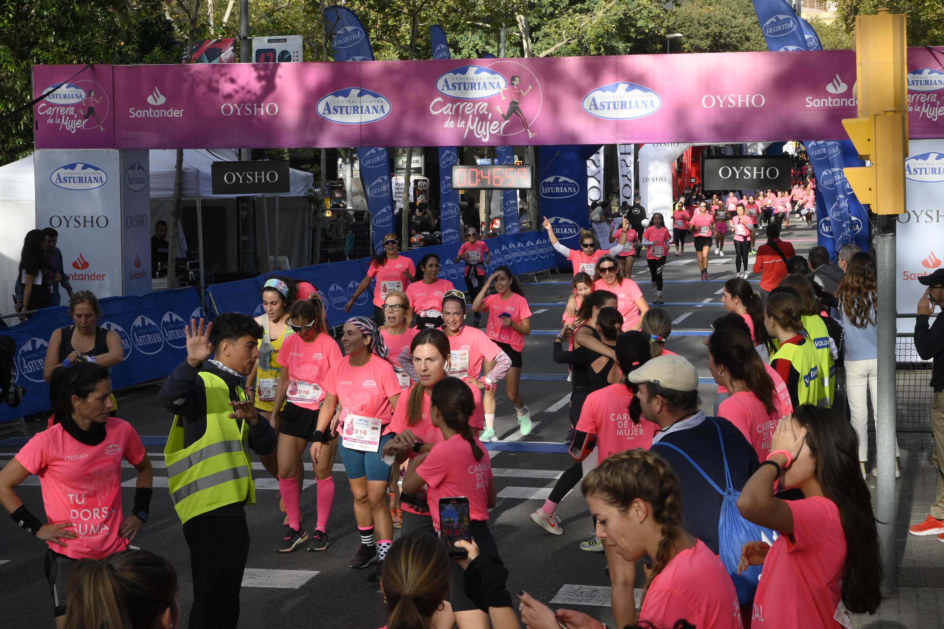 Las mejores fotos de la Carrera de la Mujer de Barcelona 2023. 4486