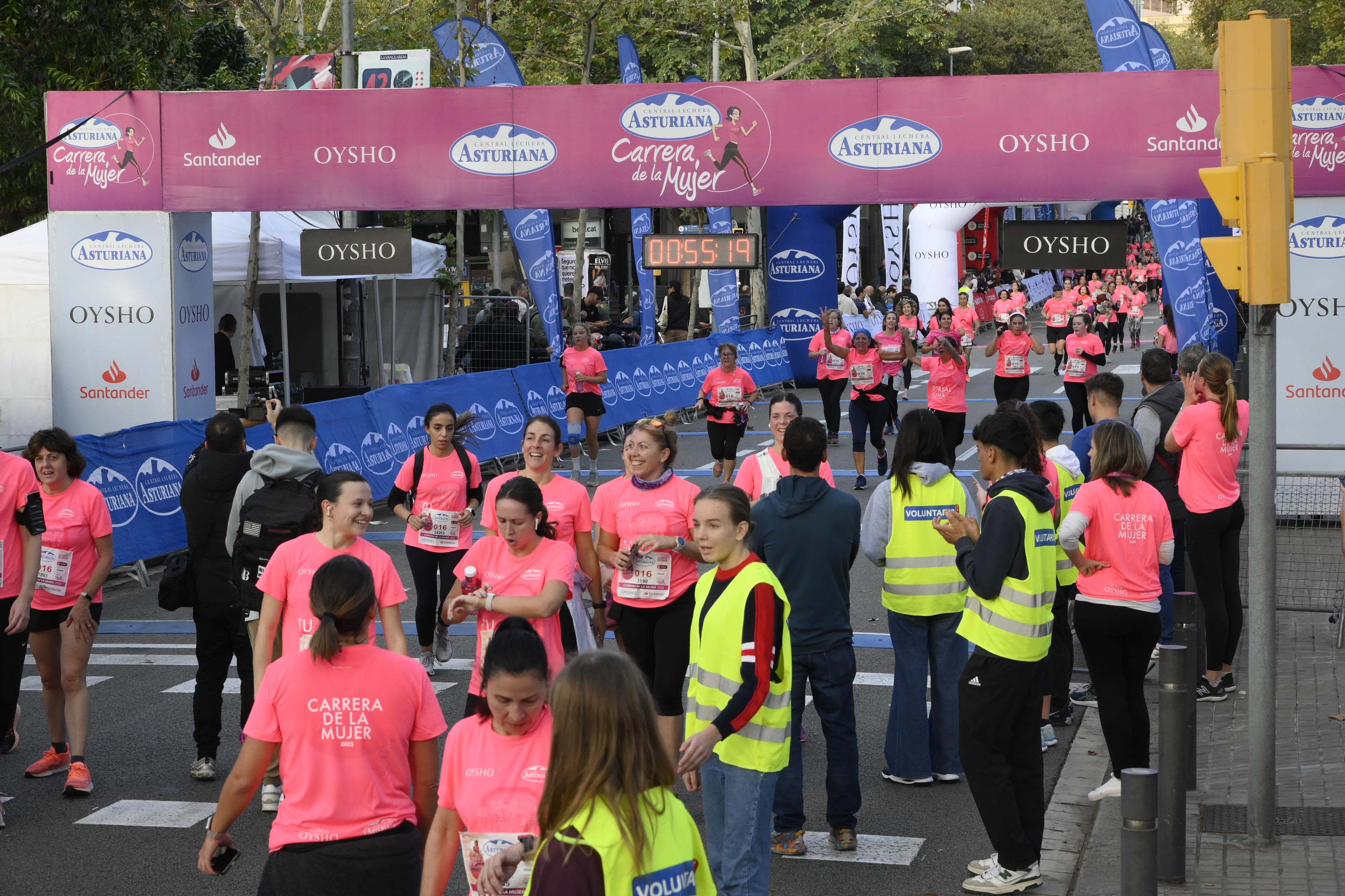 Las mejores fotos de la Carrera de la Mujer de Barcelona 2023. 4736