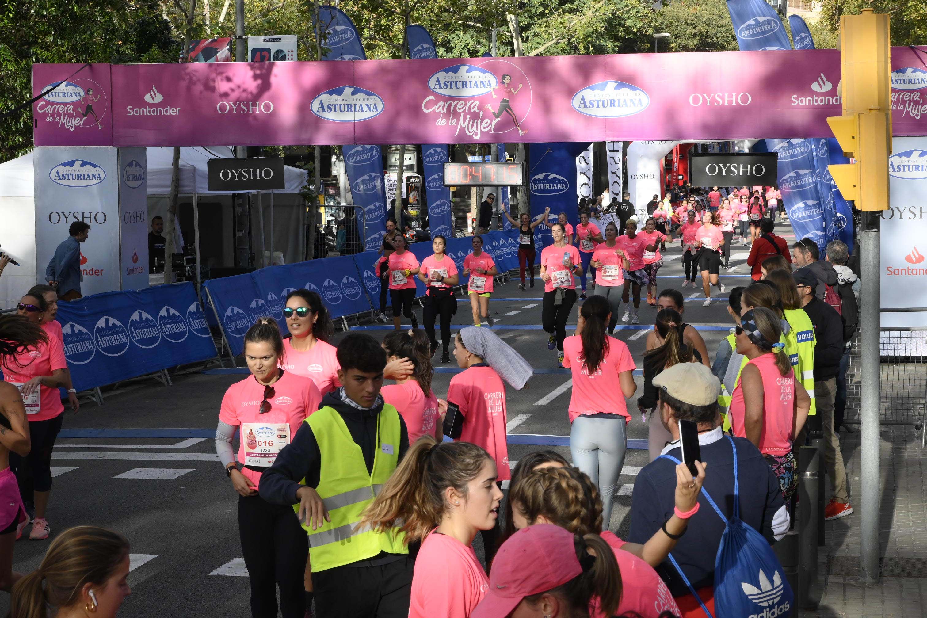 Las mejores fotos de la Carrera de la Mujer de Barcelona 2023. 4494