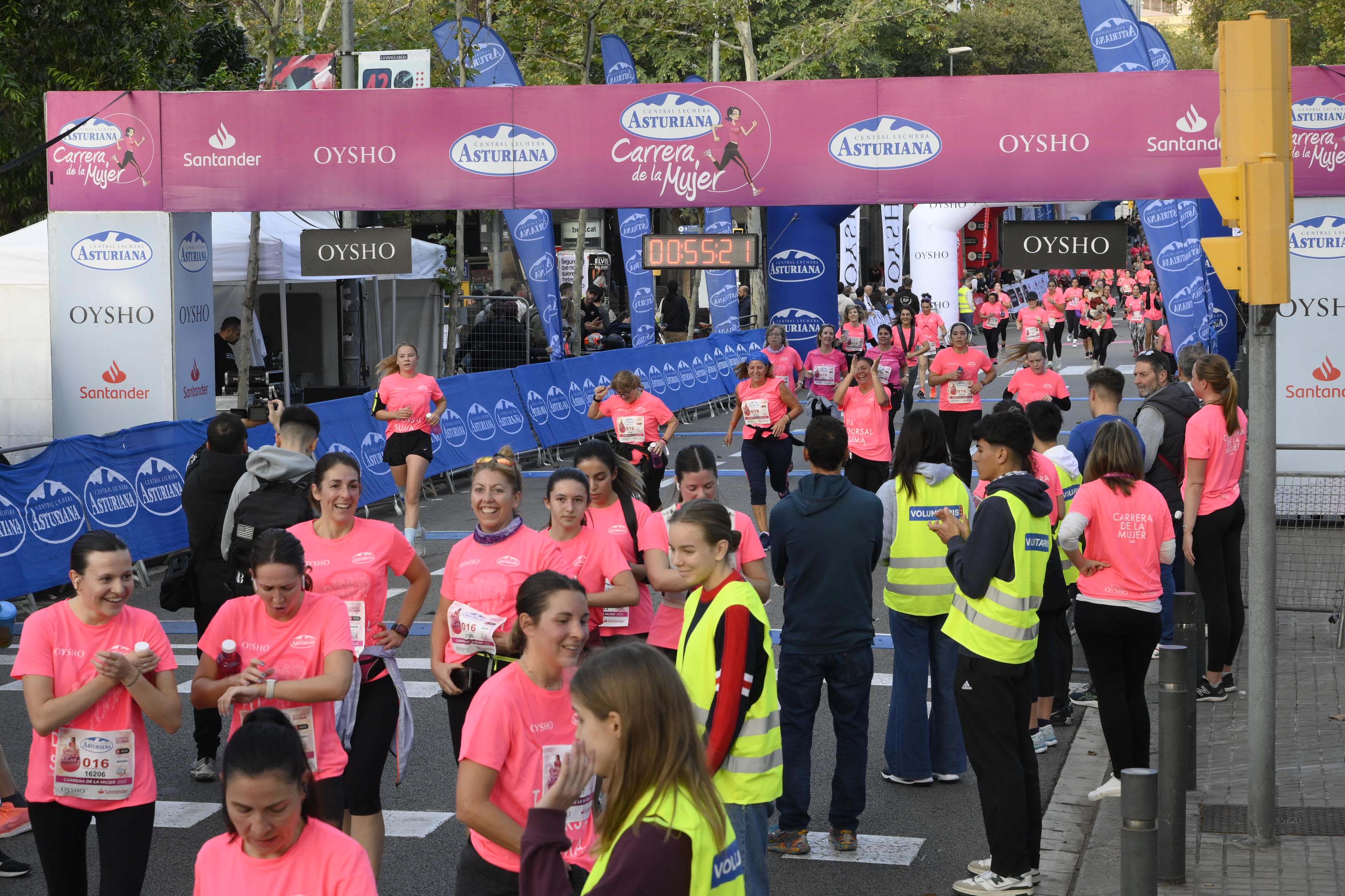 Las mejores fotos de la Carrera de la Mujer de Barcelona 2023. 4737