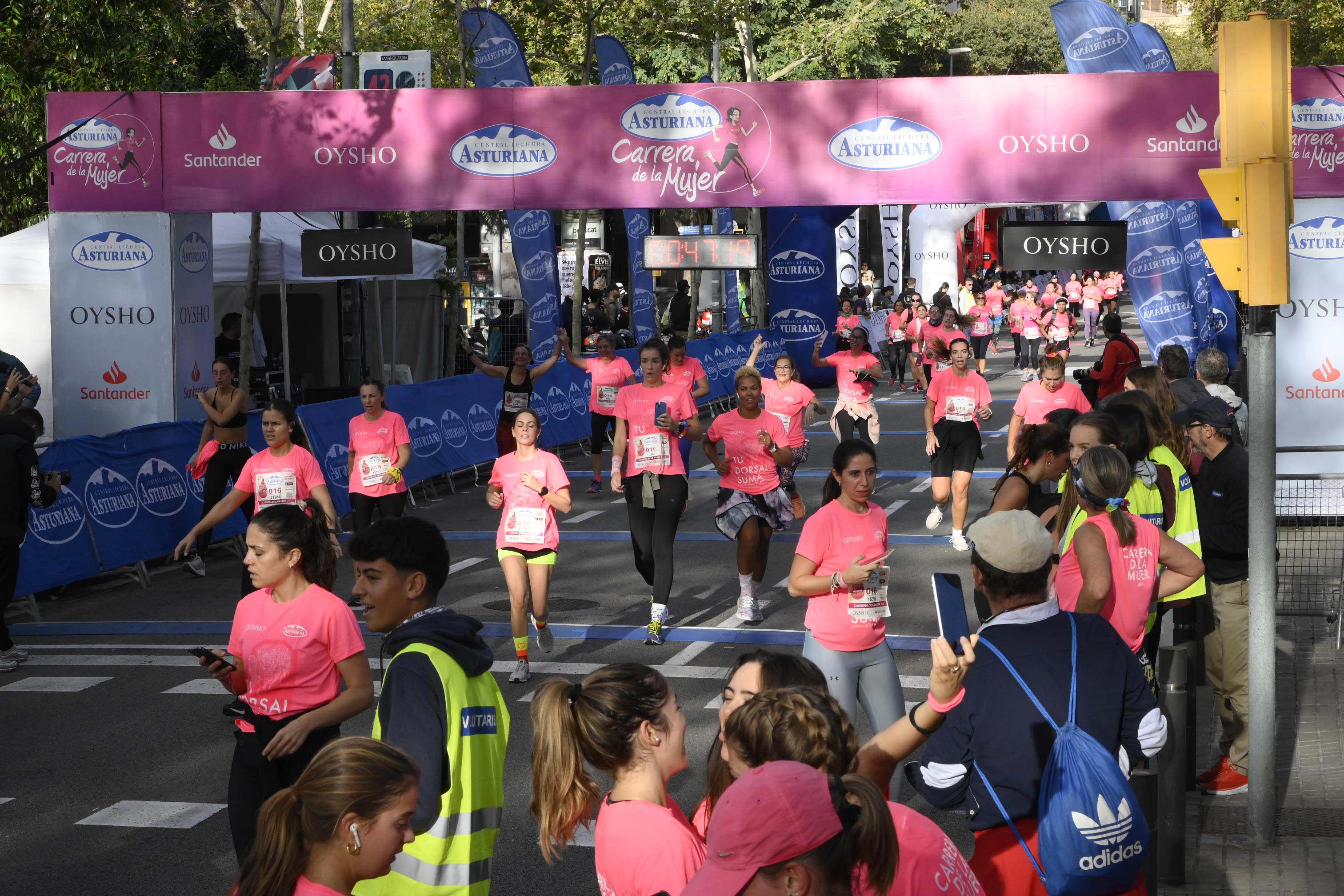 Las mejores fotos de la Carrera de la Mujer de Barcelona 2023. 4496