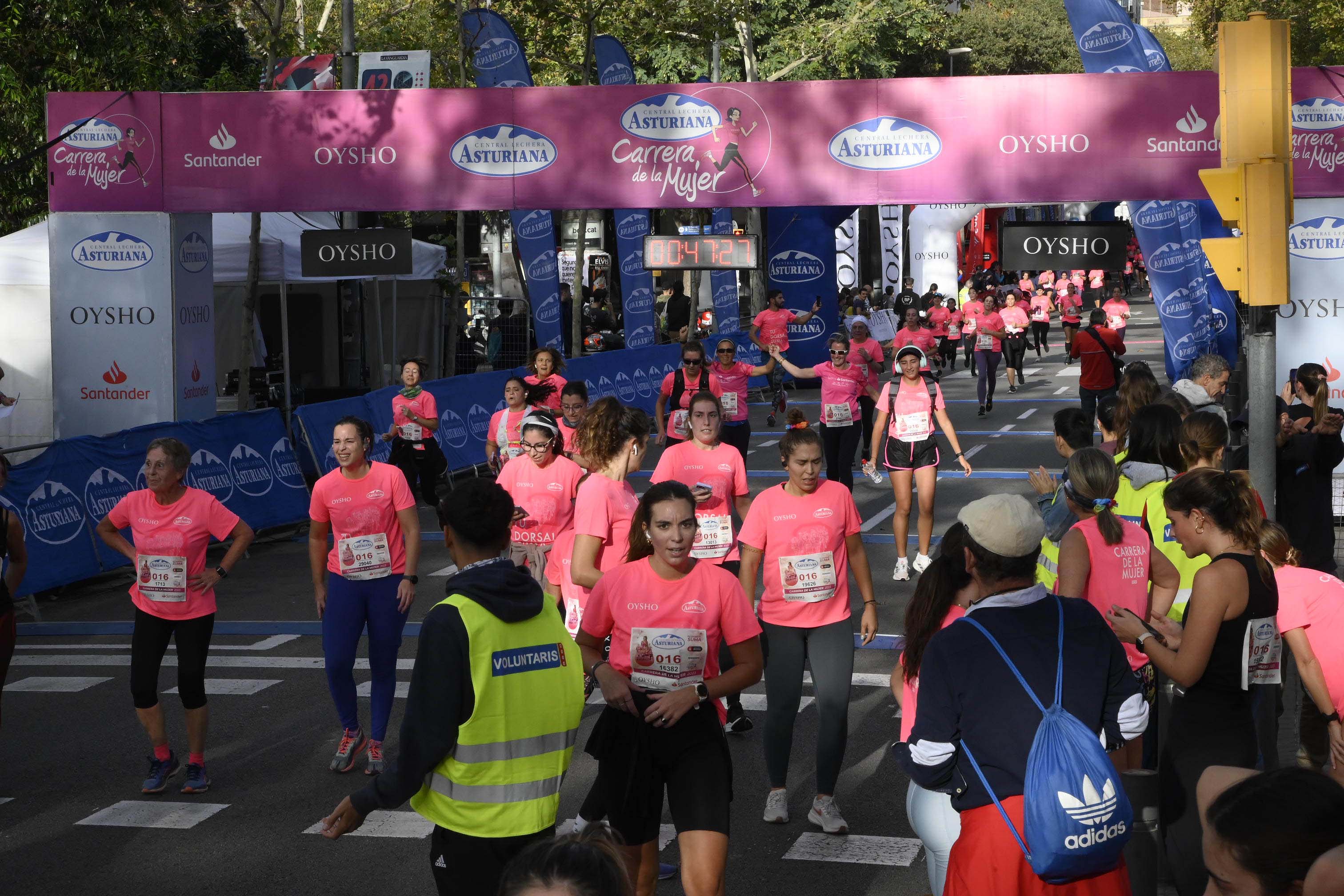 Las mejores fotos de la Carrera de la Mujer de Barcelona 2023. 4500