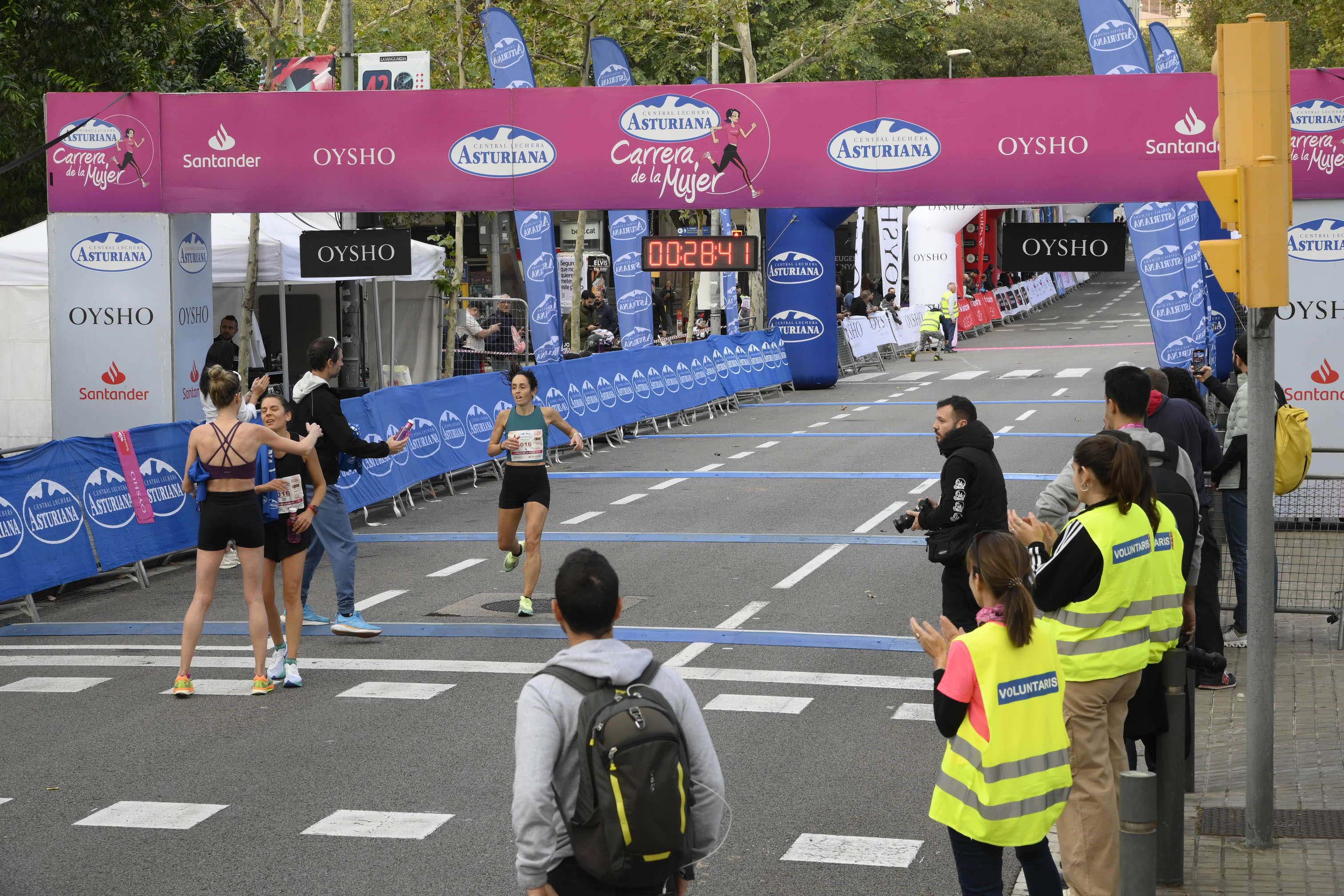 Las mejores fotos de la Carrera de la Mujer de Barcelona 2023. 3949