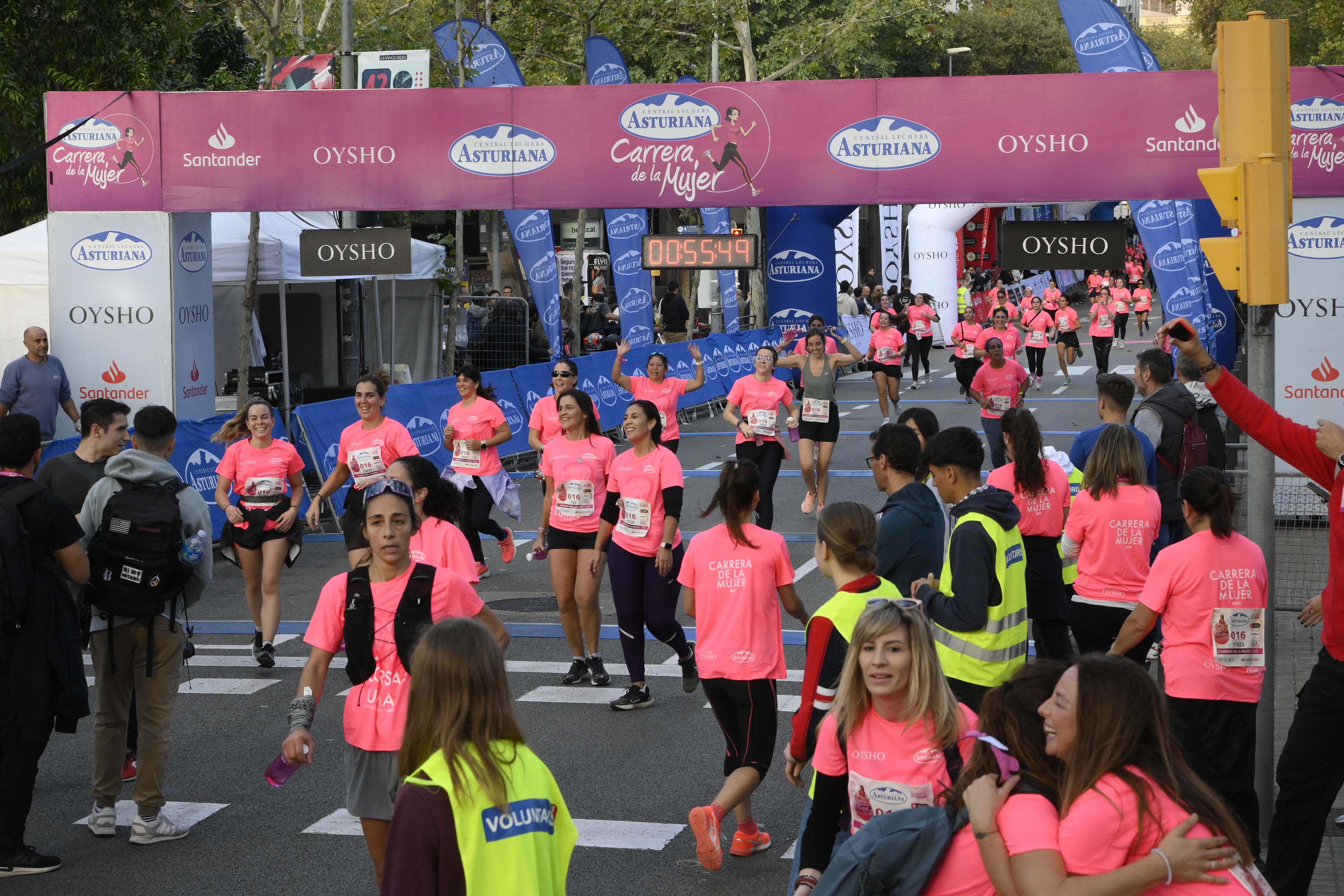 Las mejores fotos de la Carrera de la Mujer de Barcelona 2023. 4751