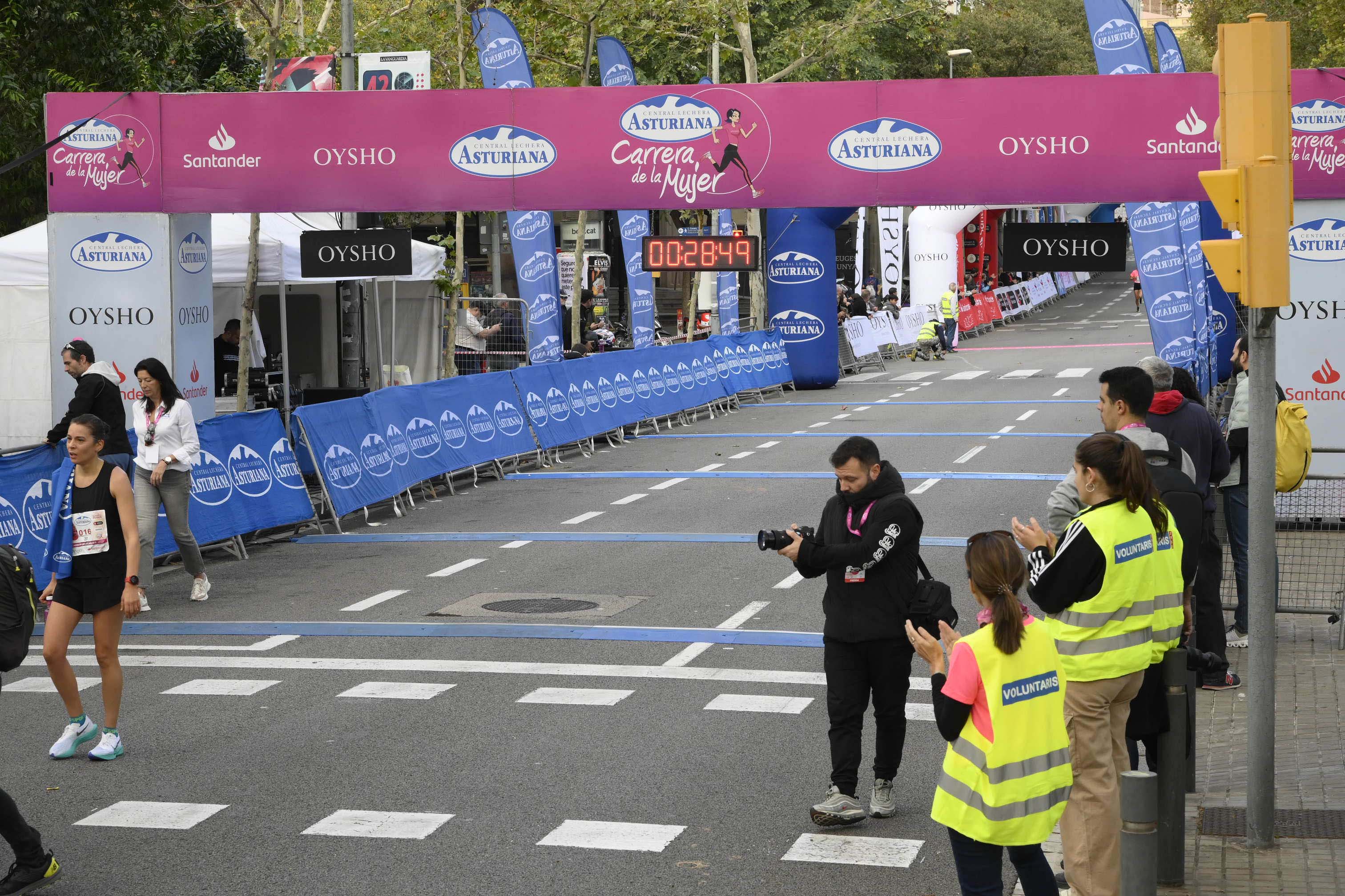 Las mejores fotos de la Carrera de la Mujer de Barcelona 2023. 3953