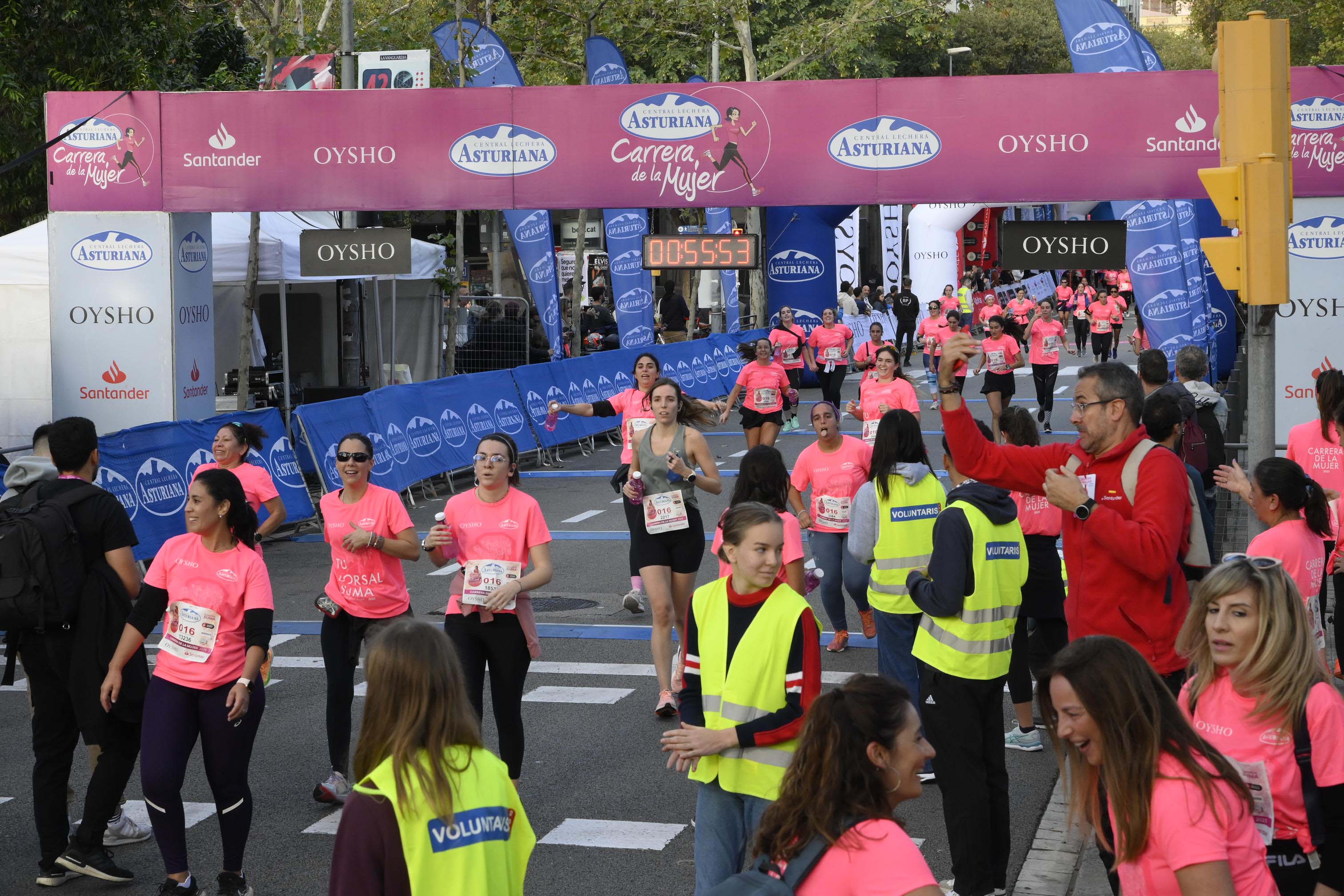 Las mejores fotos de la Carrera de la Mujer de Barcelona 2023. 4753